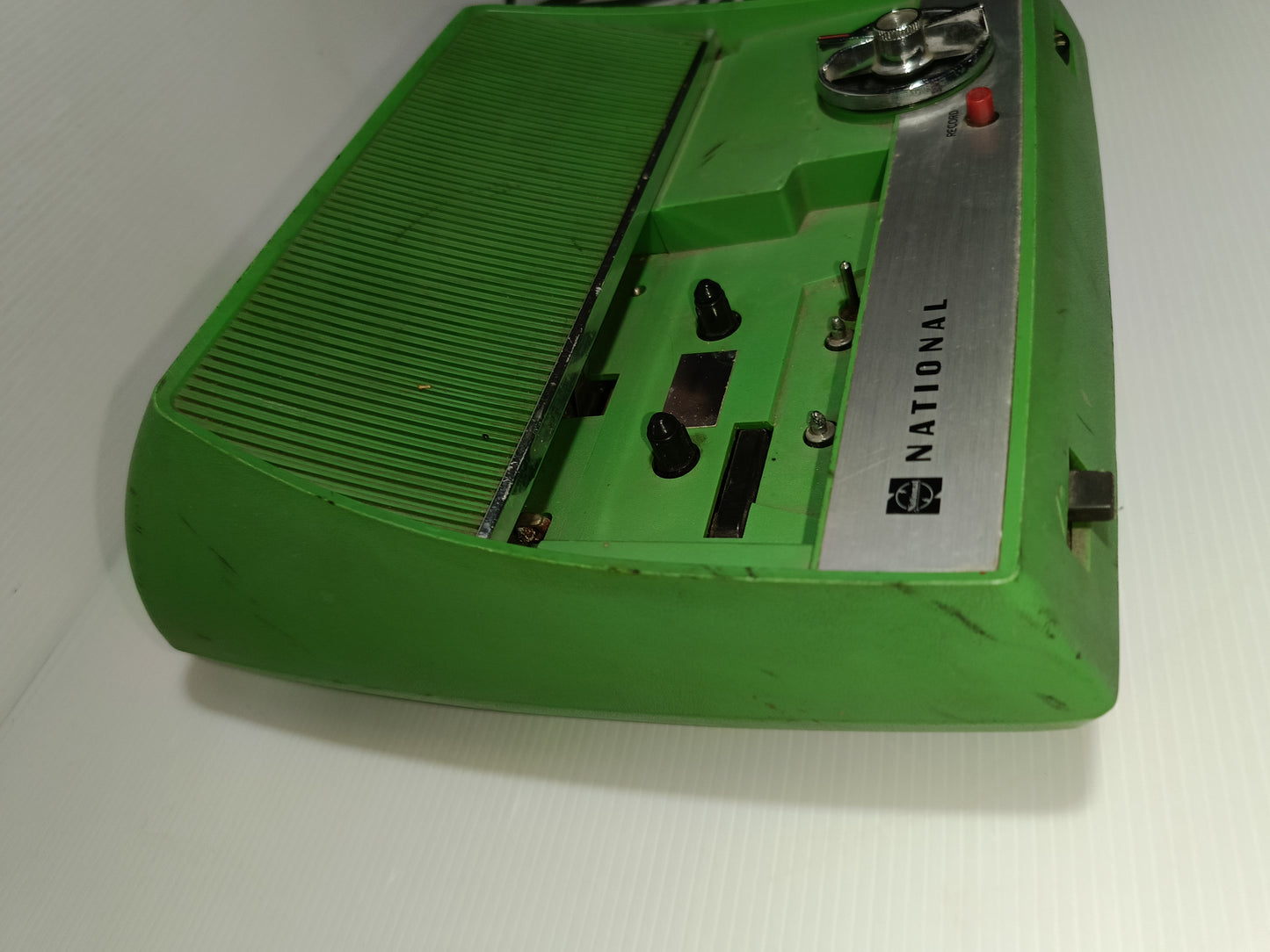 Registratore/Lettore Musicassette National RQ-206S
Made in Japan Non funzionante