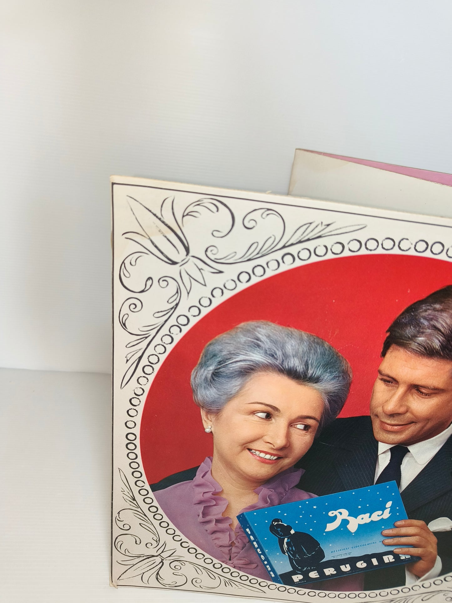 Baci Perugina cartonato pubblicitario anni 50-60, LEGGI