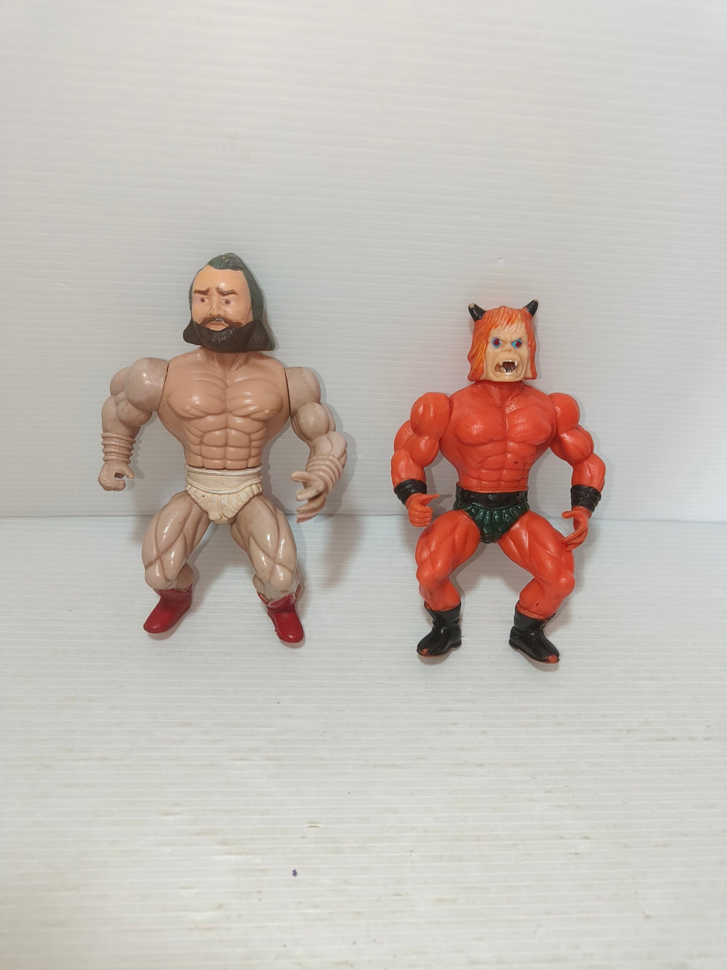 Muscle Galaxy Warriors, anni 80 LEGGI