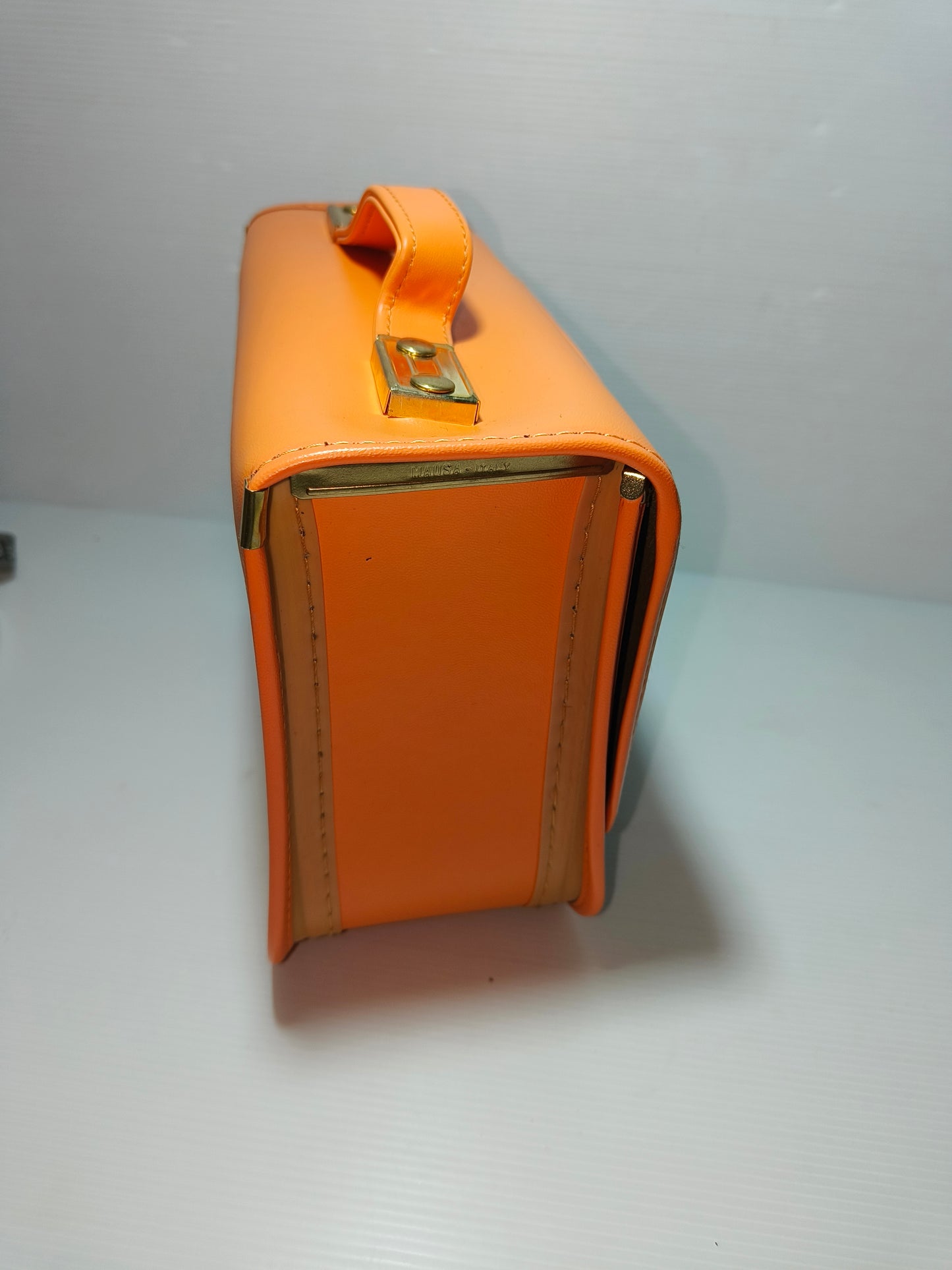 Panierino cestino d'epoca, LEGGI