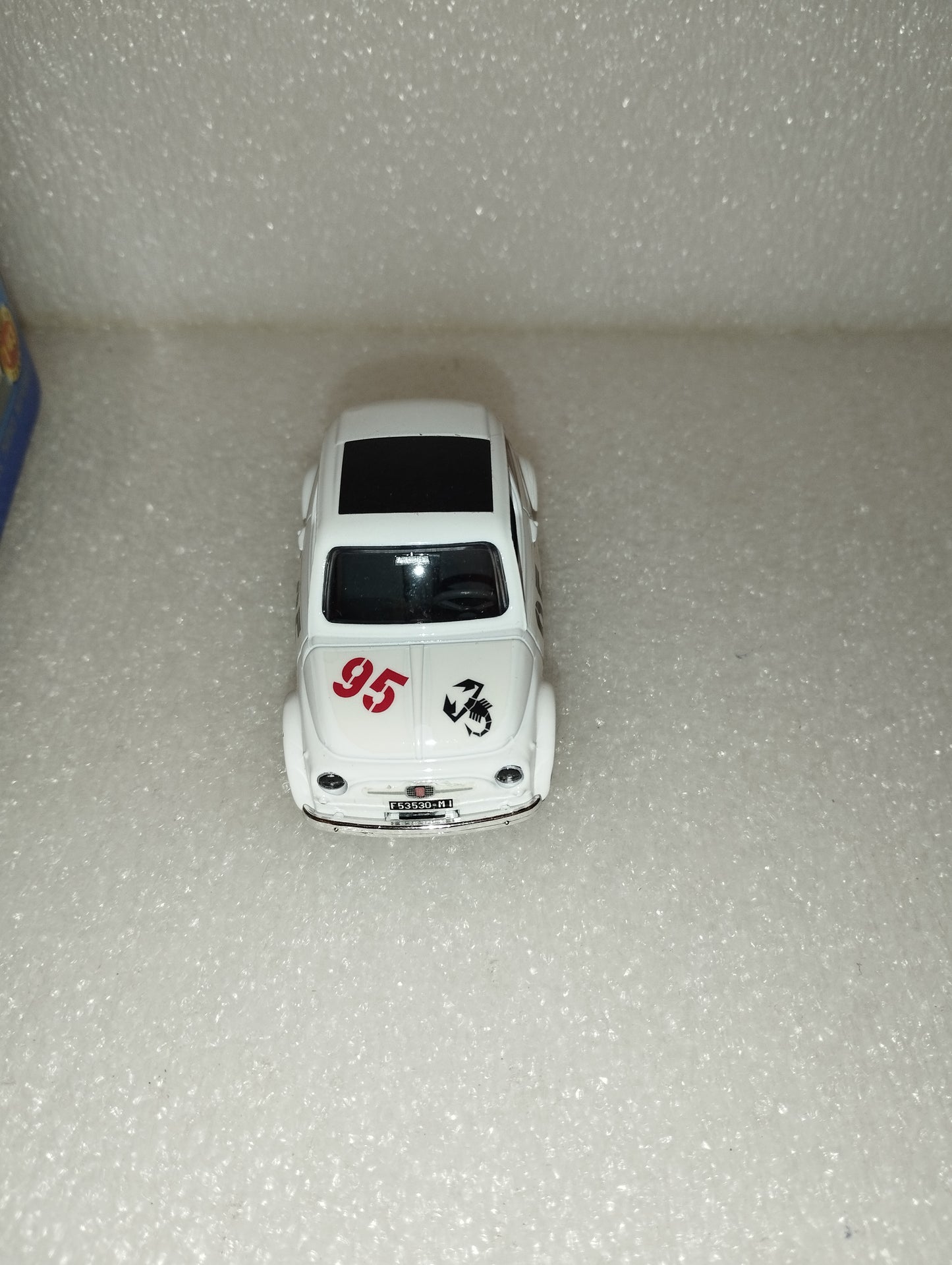Fiat 500 Sport
Scala 1:43
Bburago
Street Fire Collection