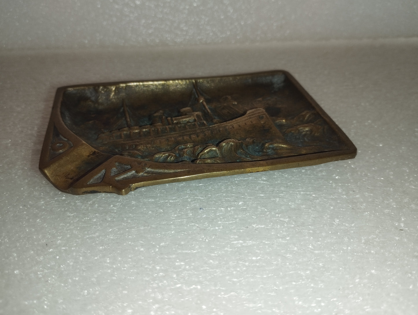 Antico Posacenere In Bronzo