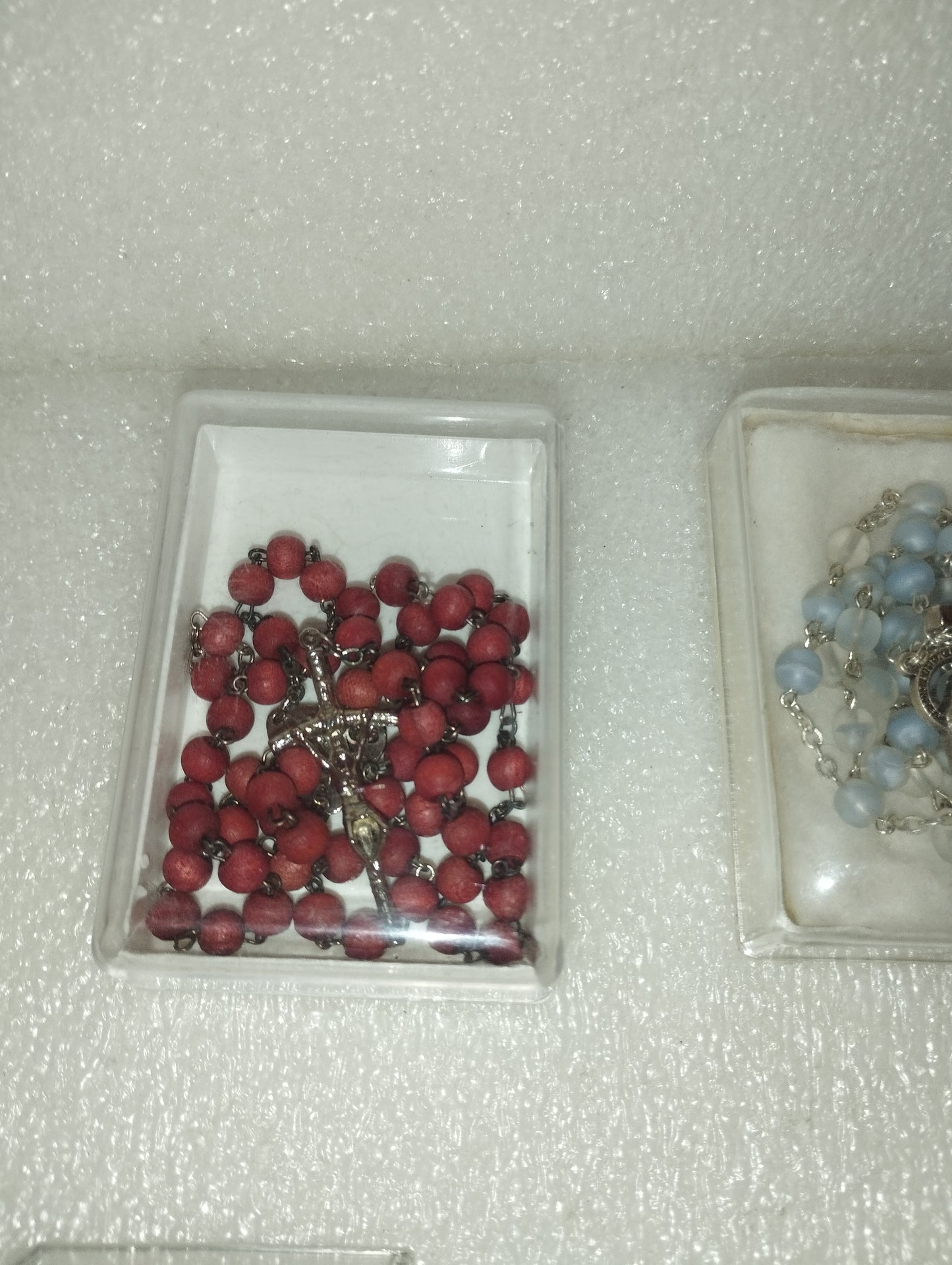 Collezione 5 Rosari
In legno,vetro,metallo e plastica