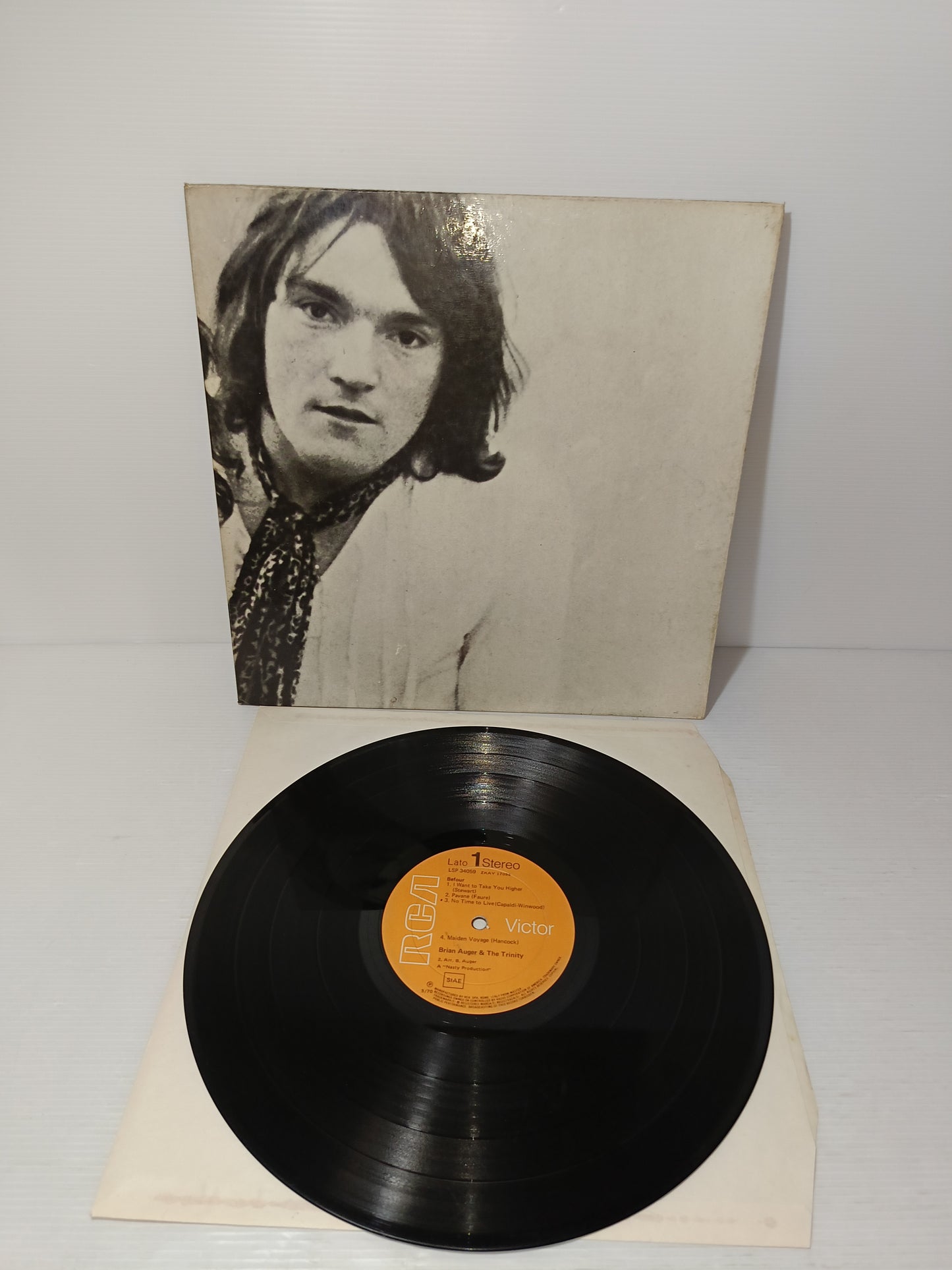 Befour Brian Auger & The Trinity LP 33 giri
Edito nel 1970 da RCA Cod.LSP 34059
Prima Edizione