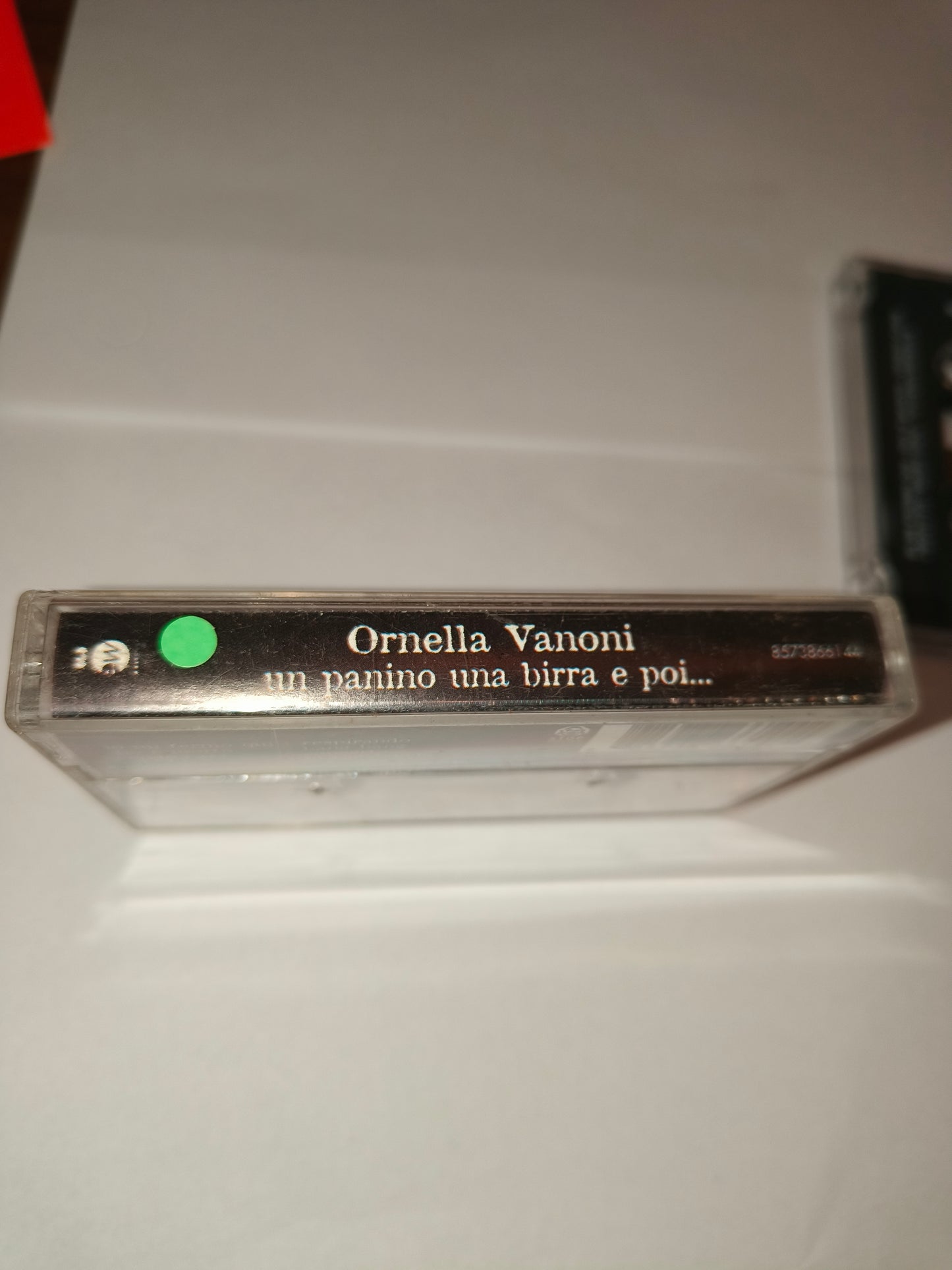 Ornella Vanoni Un Panino Una Birra e poi... Musicassetta, LEGGI