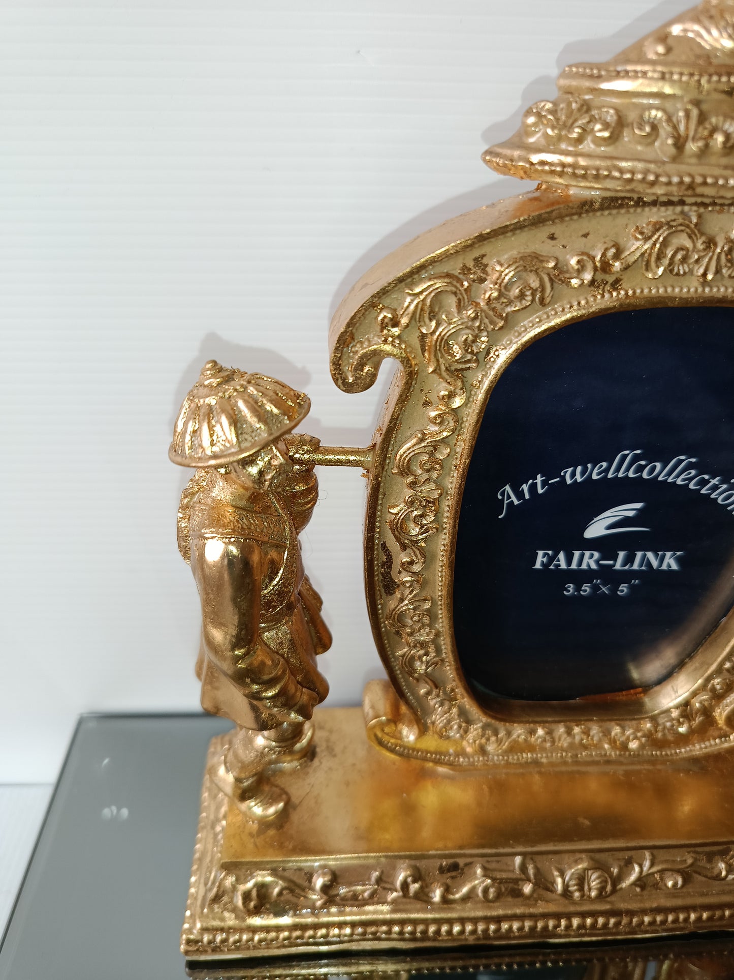 Portafoto Decorativo Stile Orientale In Resina Dorata