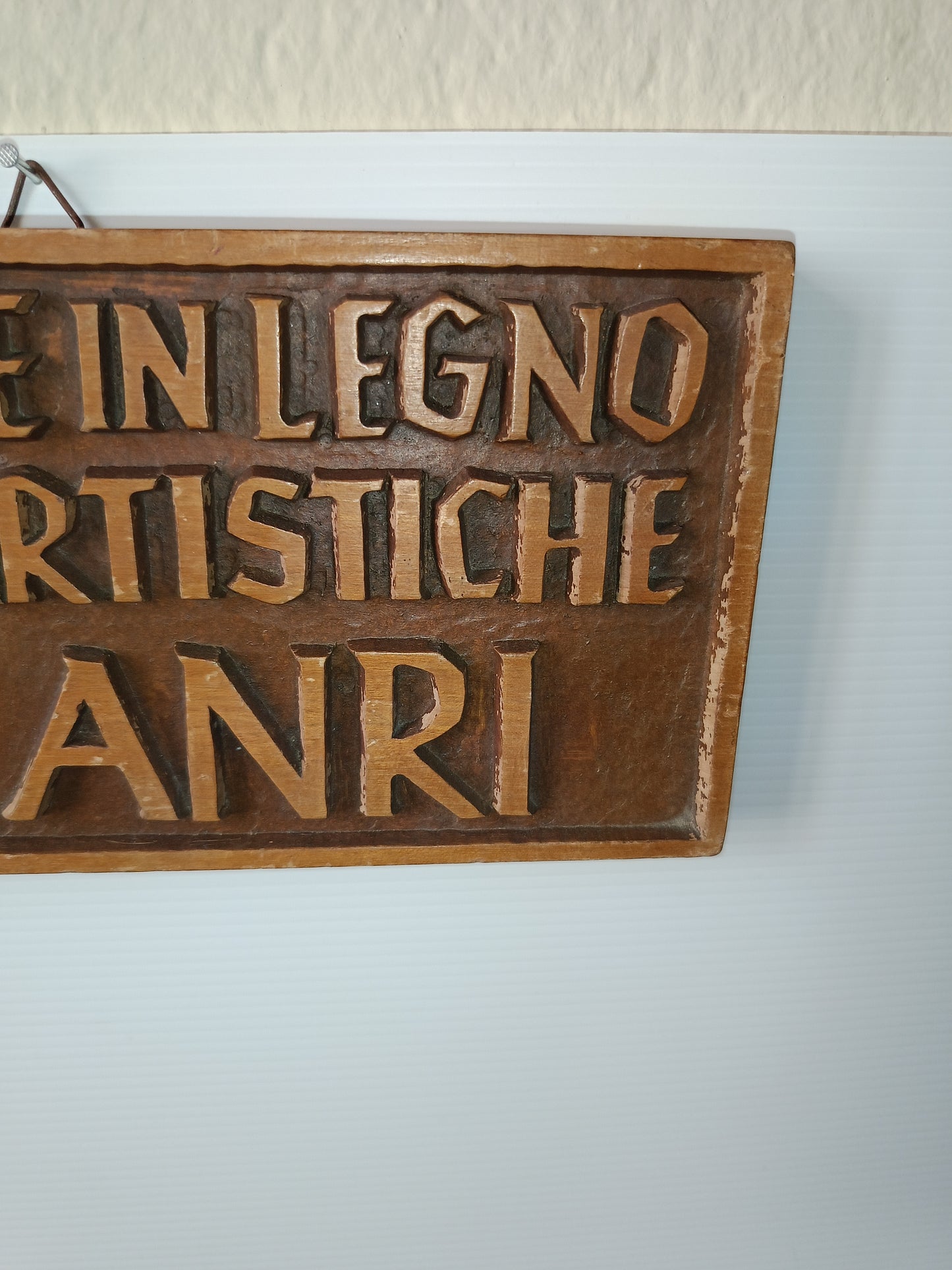 Insegna ANRI Sculture In Legno Artistiche Vintage