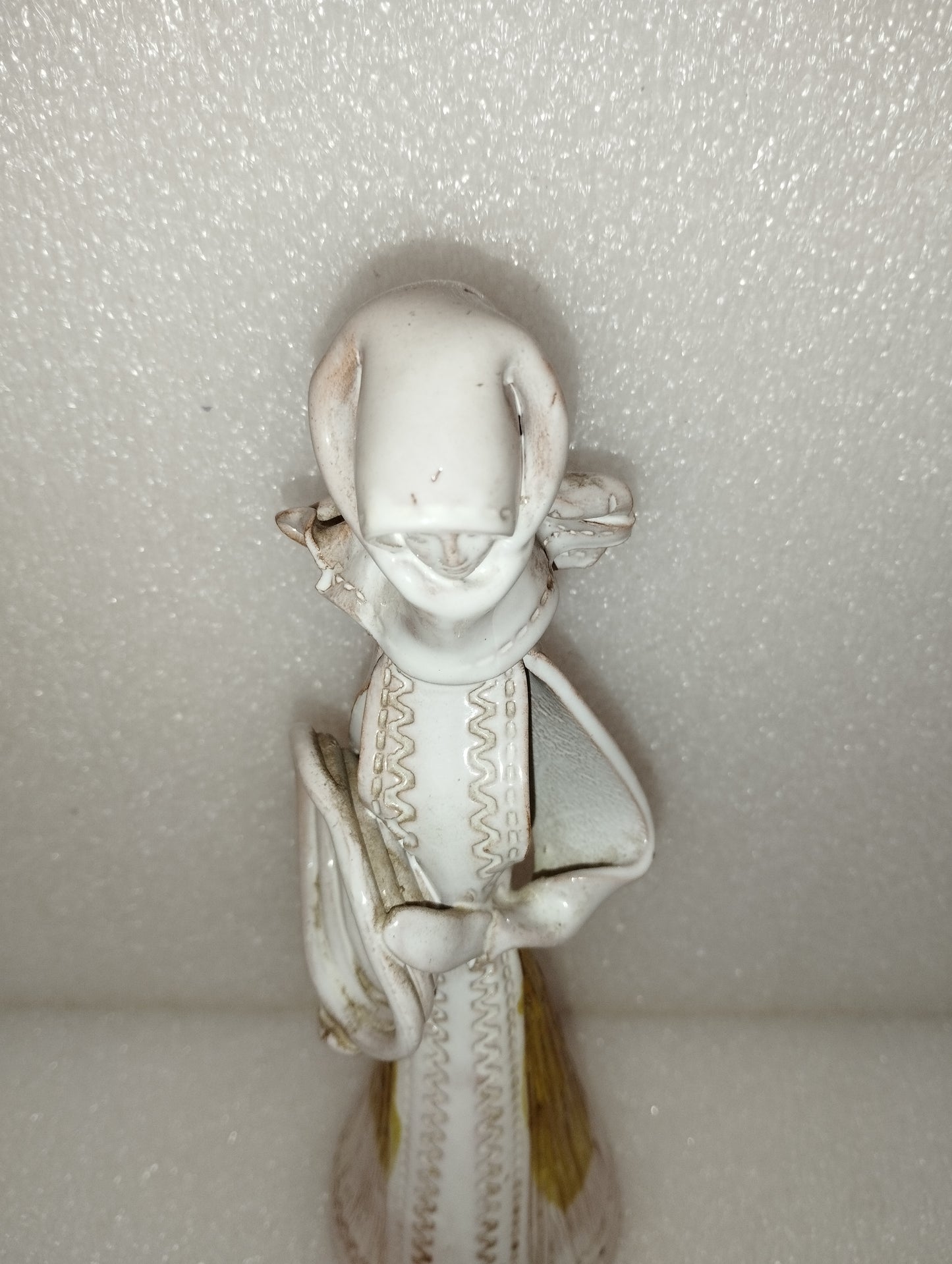 Statua Donna Sarda In Ceramica Smaltata
Firmata G.Sirena