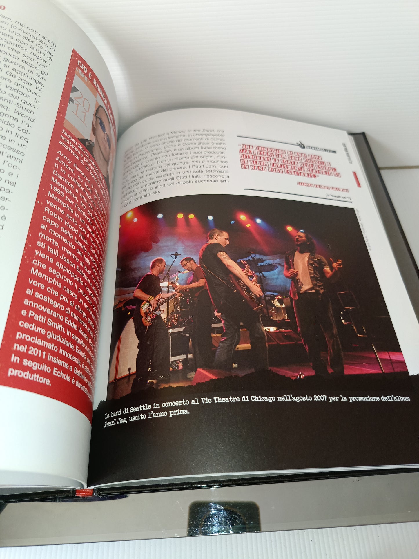 Pearl Jam Libro Serie Planet Metal
Hachette n.34