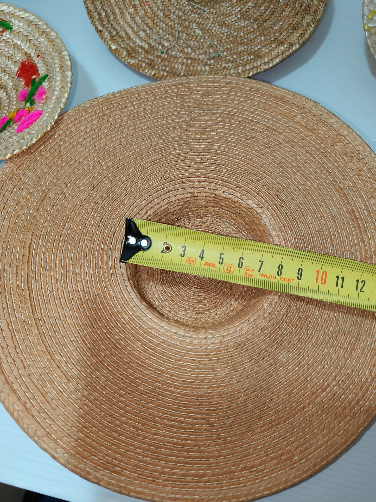 Cappelli in paglia per bambole vintage, LEGGI