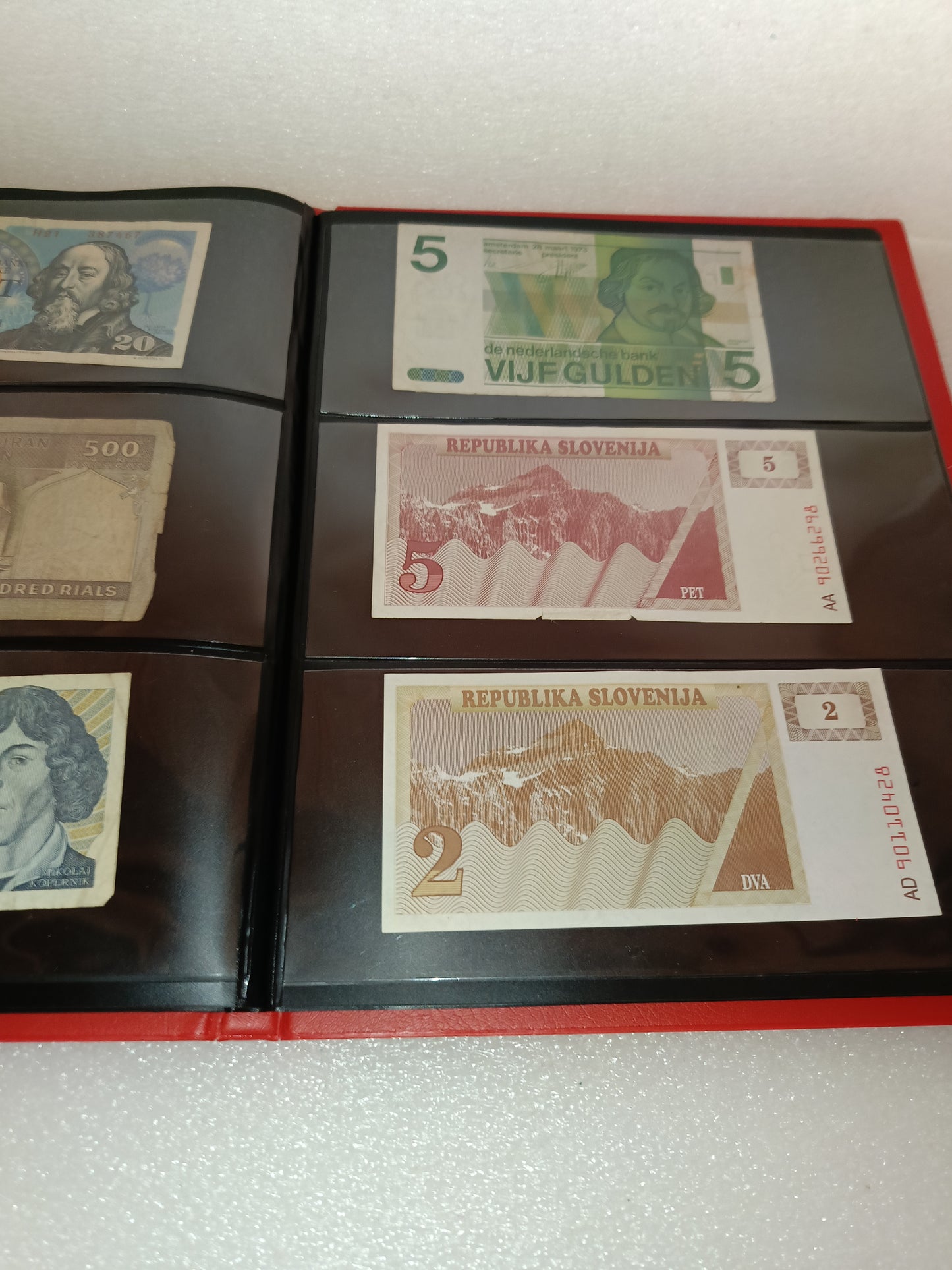 Collezione 50 Banconote Originali
Con album