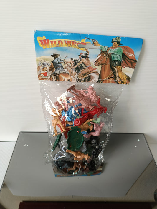 Soldatini Wild West In Plastica
Prodotti da Tak Shing
Vintage