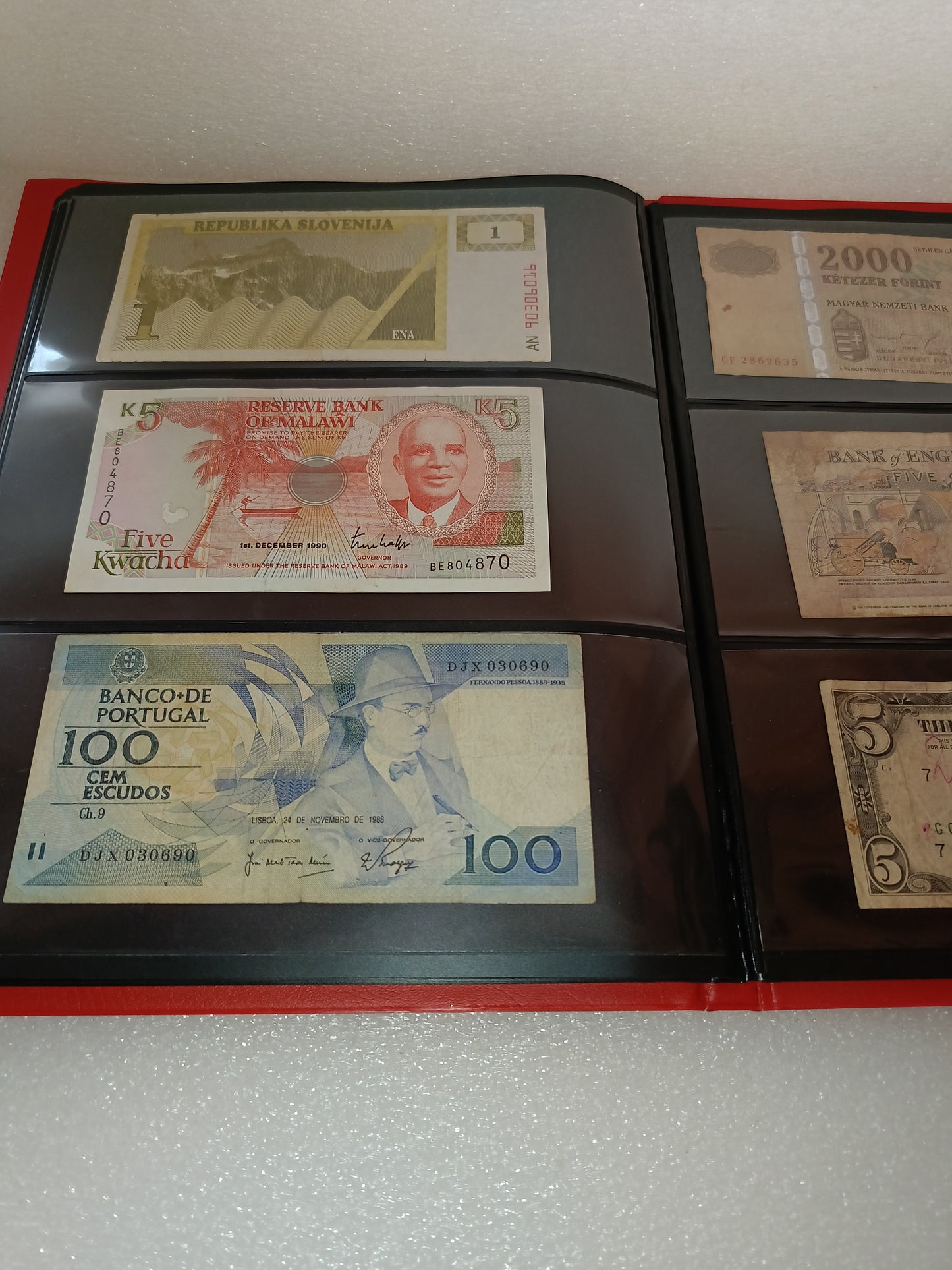 Collezione 50 Banconote Originali
Con album