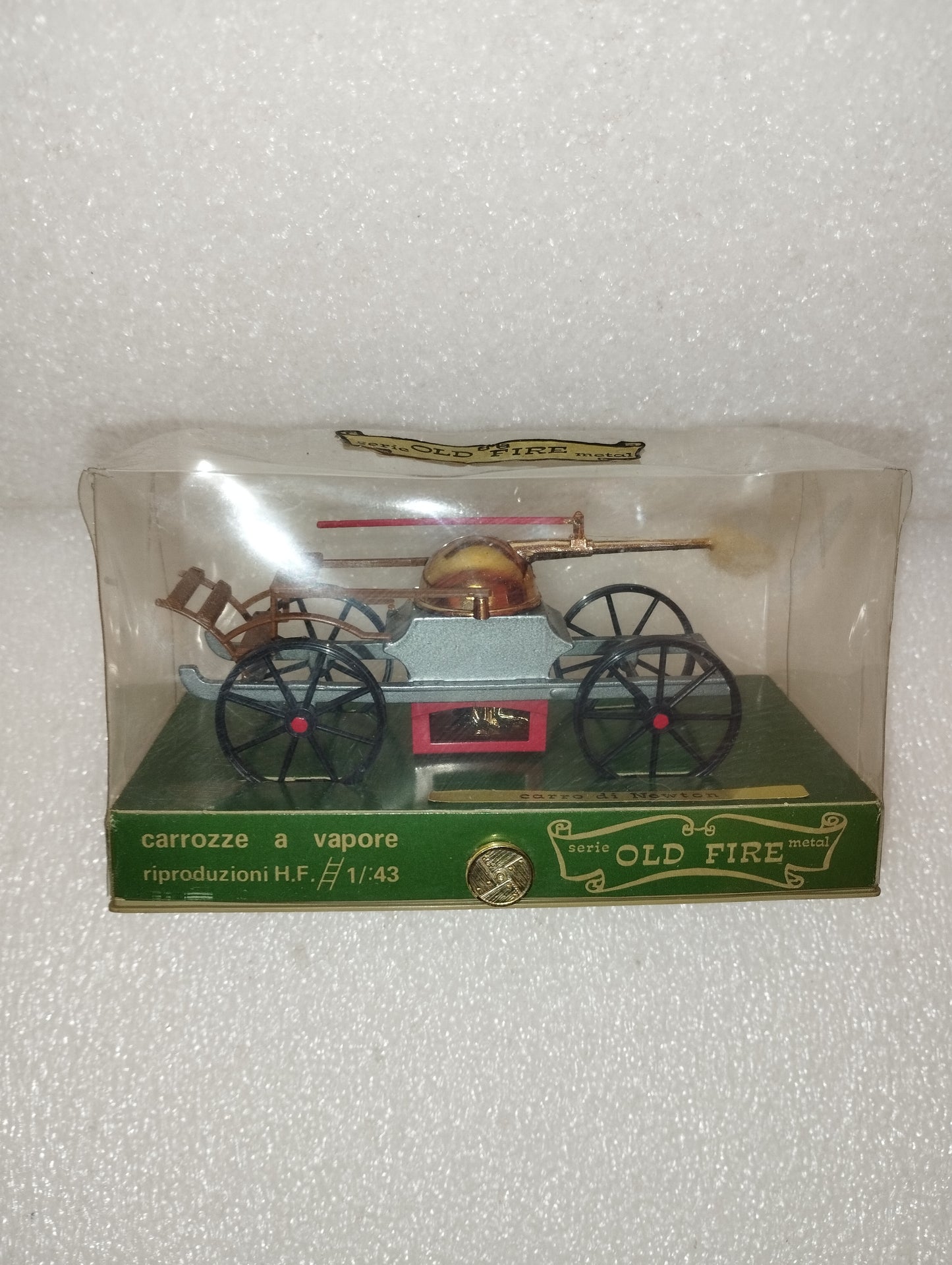 Carro Di Newton
Prodotto da Brumm
Made in Italy
Scala 1:43