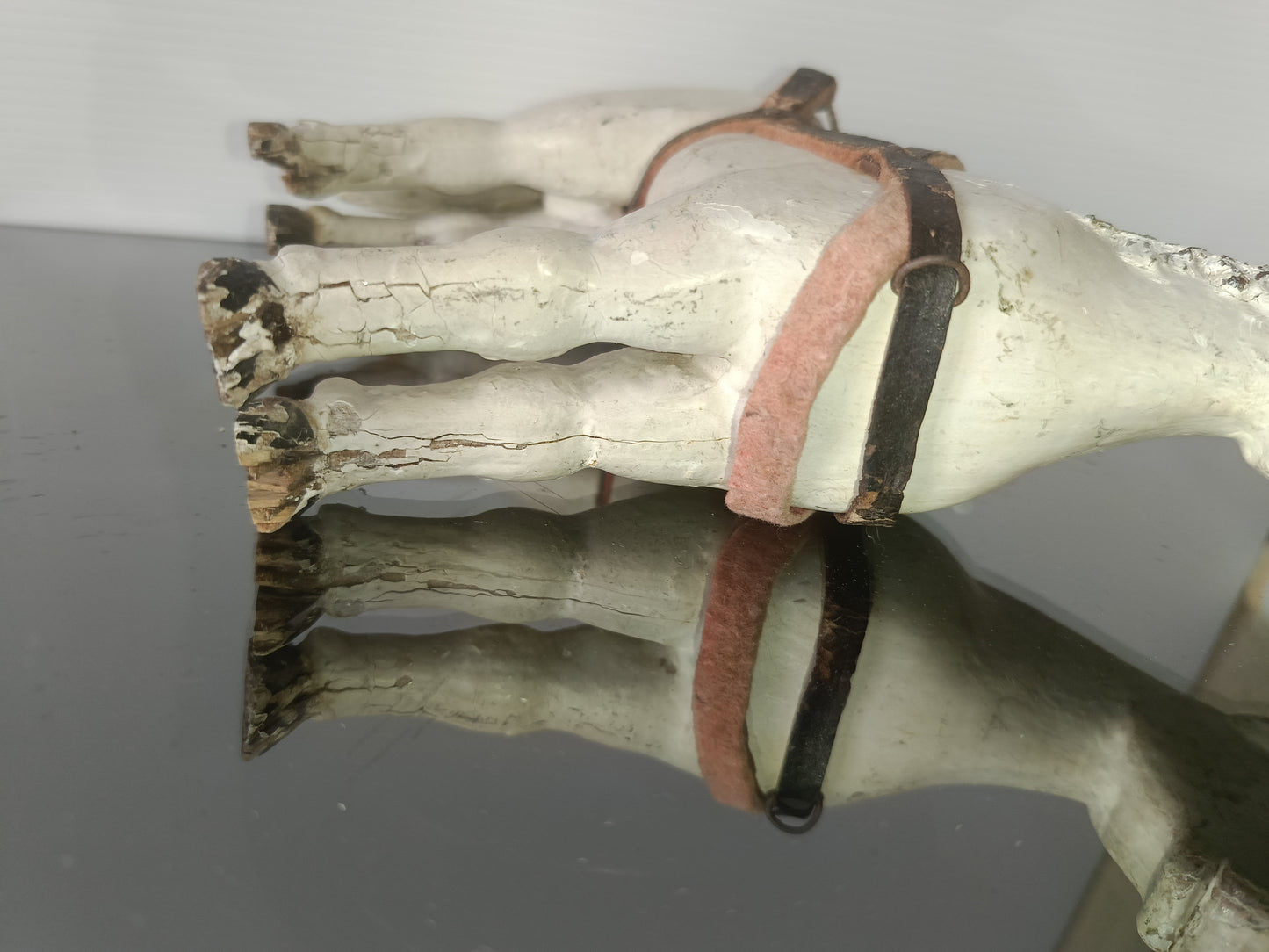 Antico Cavallo In Legno Da Restaurare