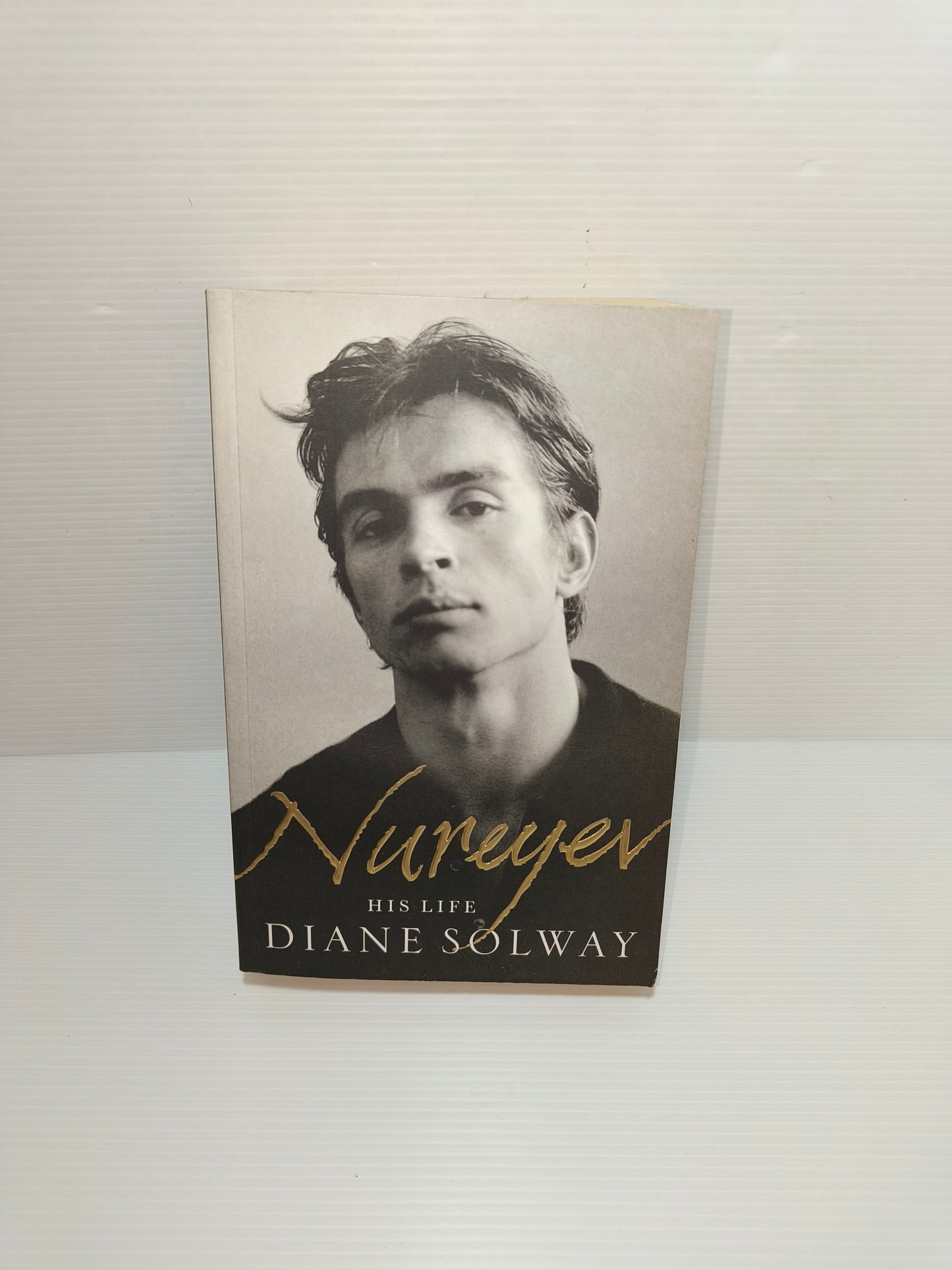 Biografia Nureyev in inglese, LEGGI