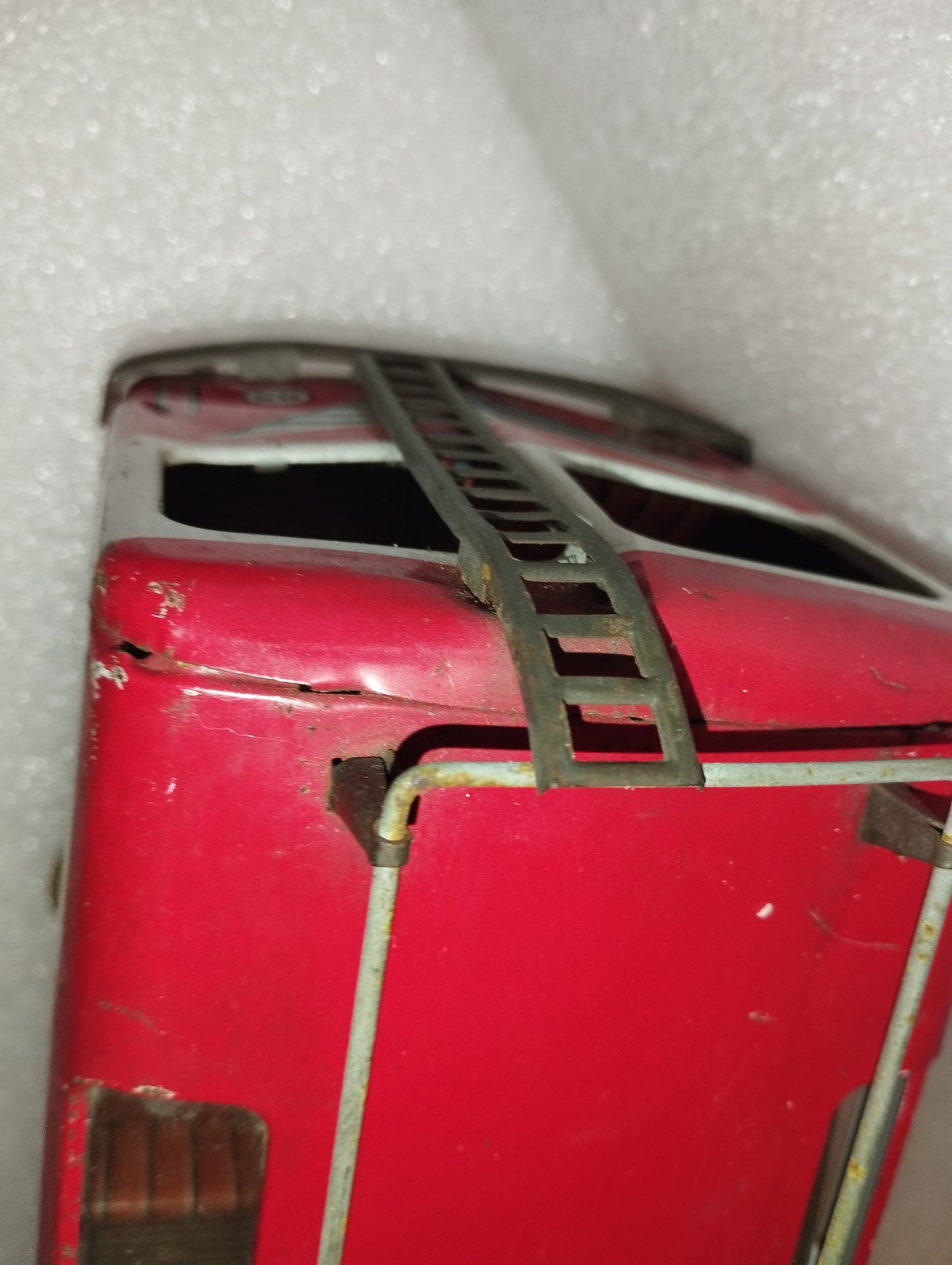 Transeurope Joustra In Latta A Frizione Vintage
Made in Francia