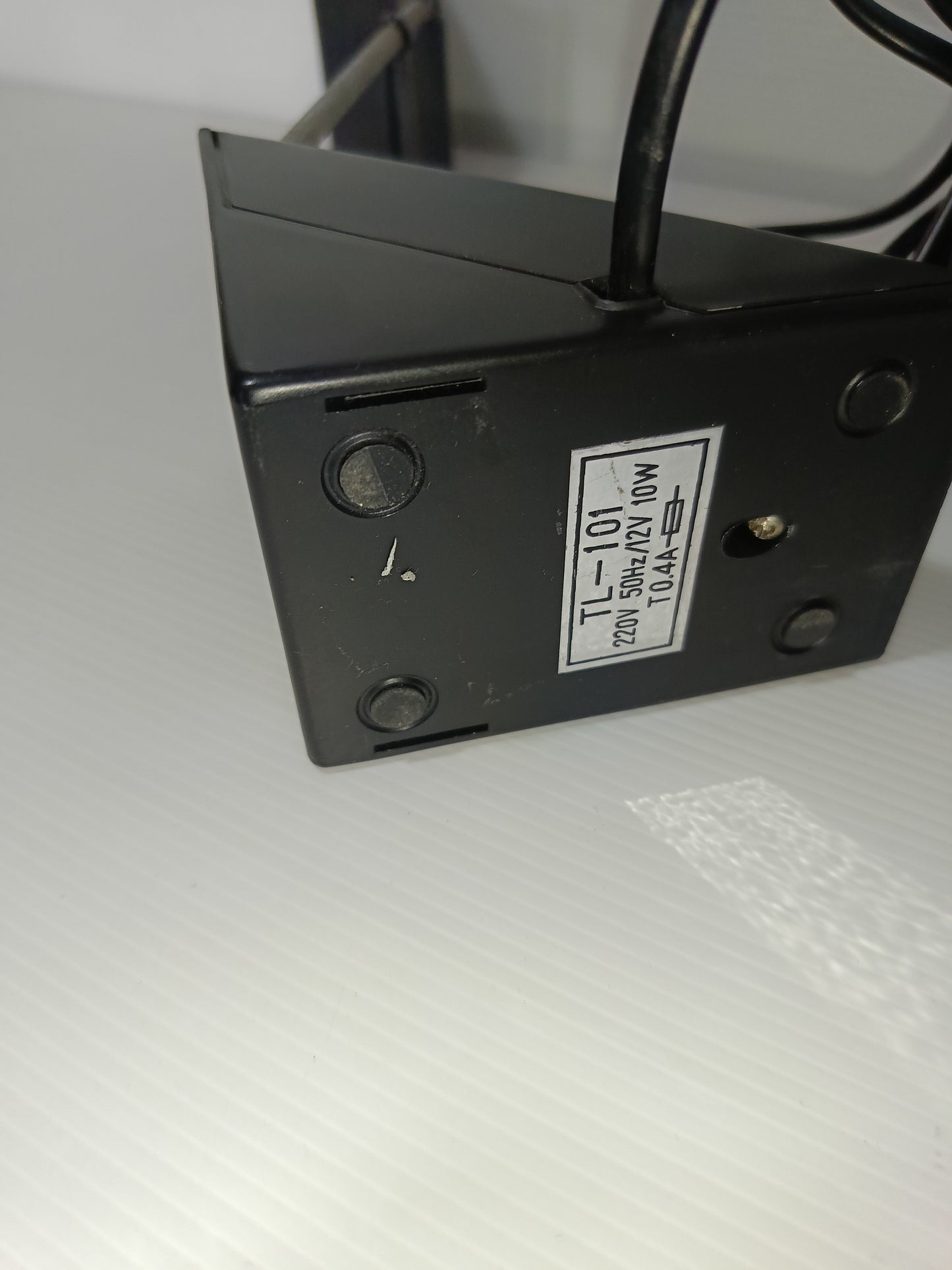 2 Lampade Design TL-101 Vintage da Restaurare