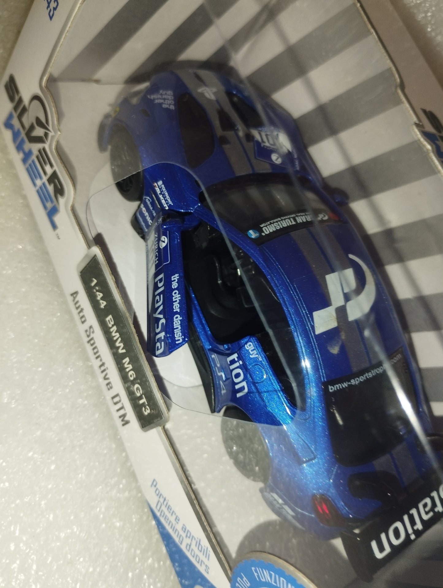 BMW M6 GT3
Scala 1:44 Silver Wheel