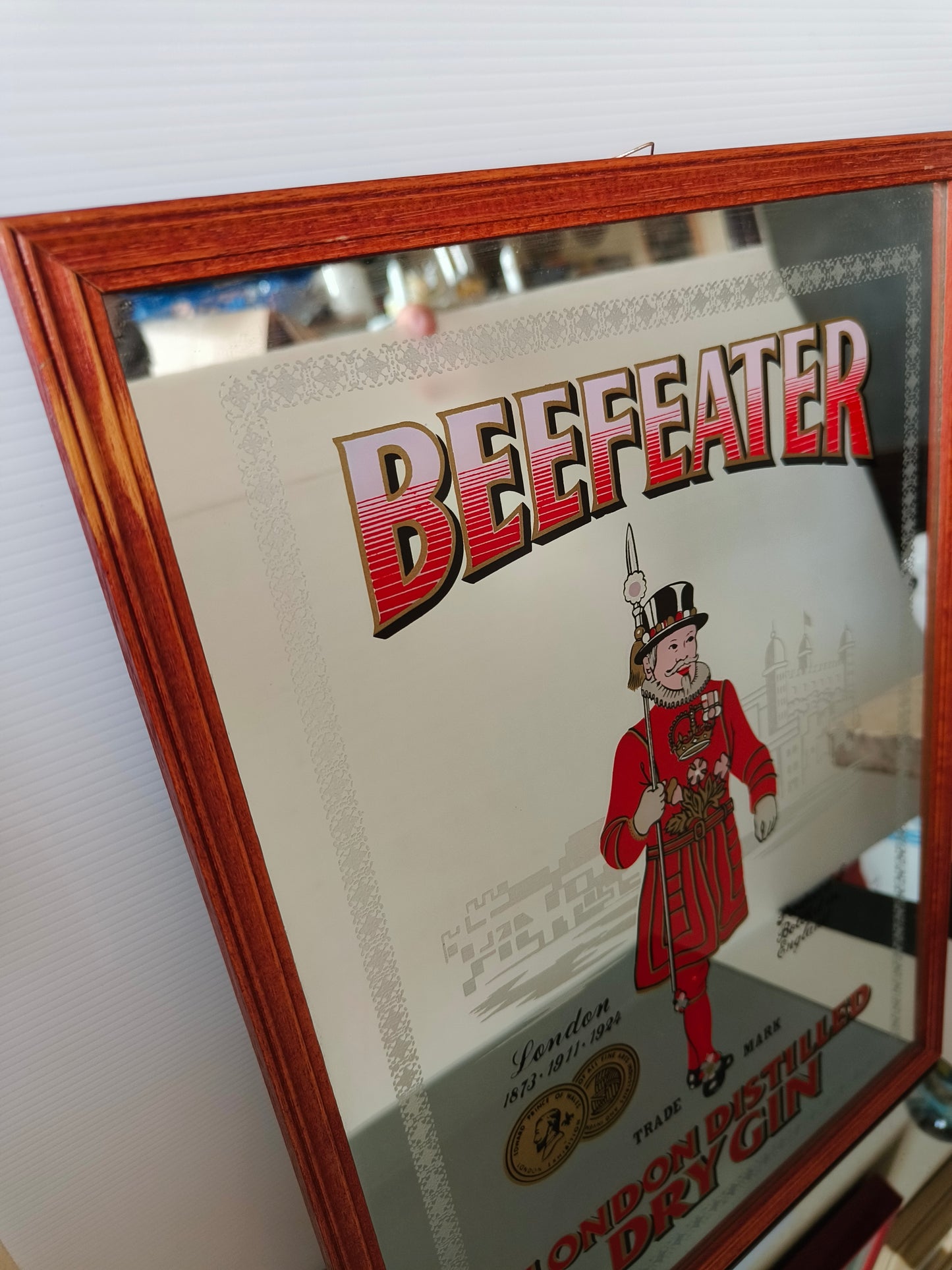 Specchio pubblicitario vintage Dry Gin Beefeater, LEGGI