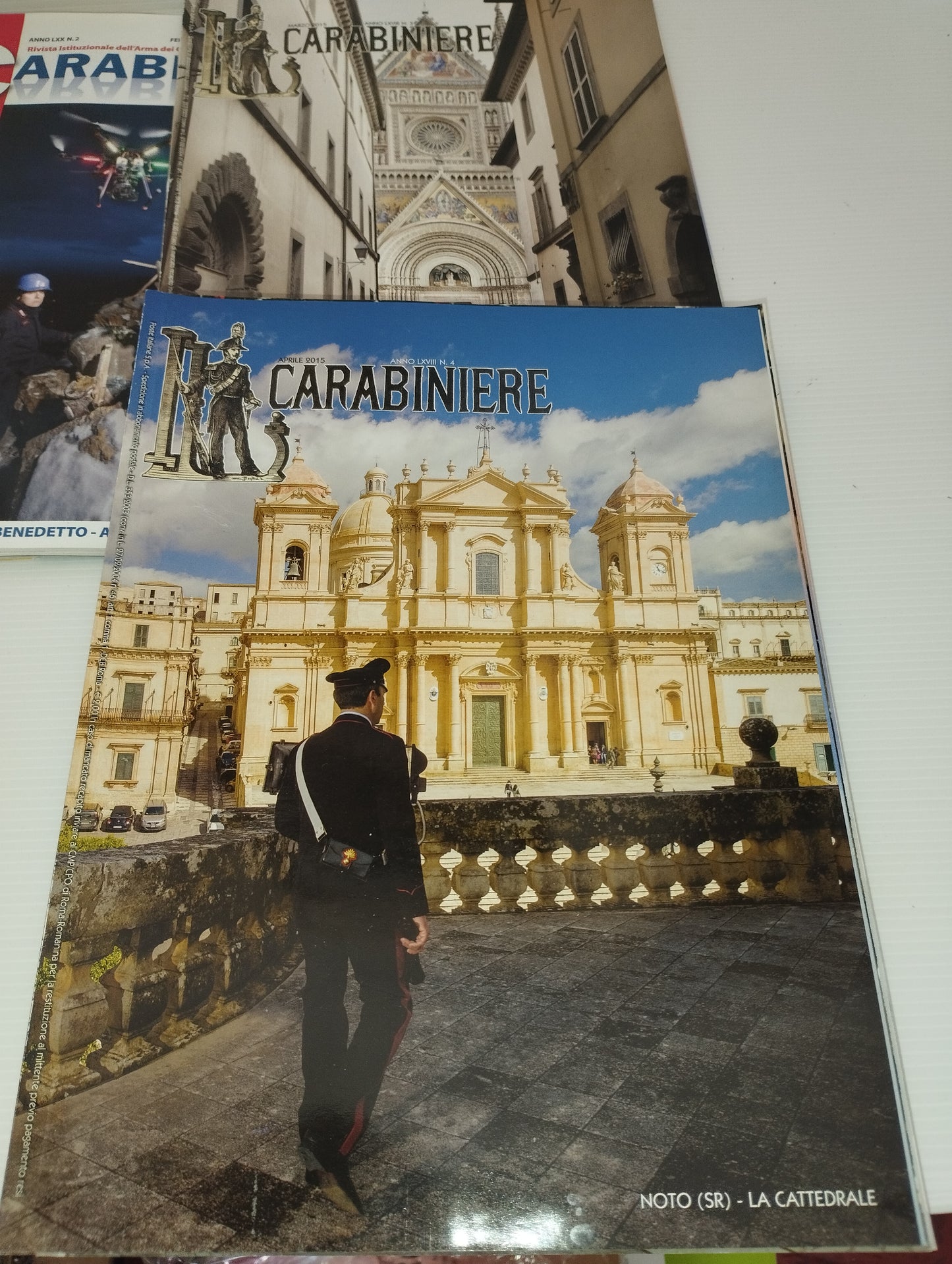 8 Riviste Il Carabiniere Anno 2014/15