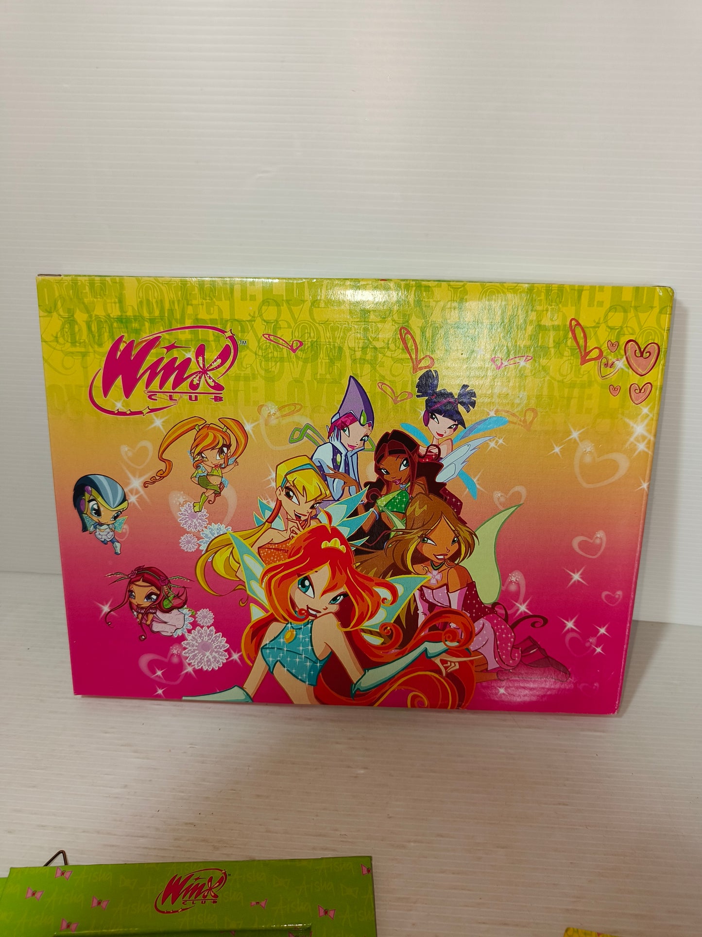 Cornice in cartone Winx Aisha, LEGGI