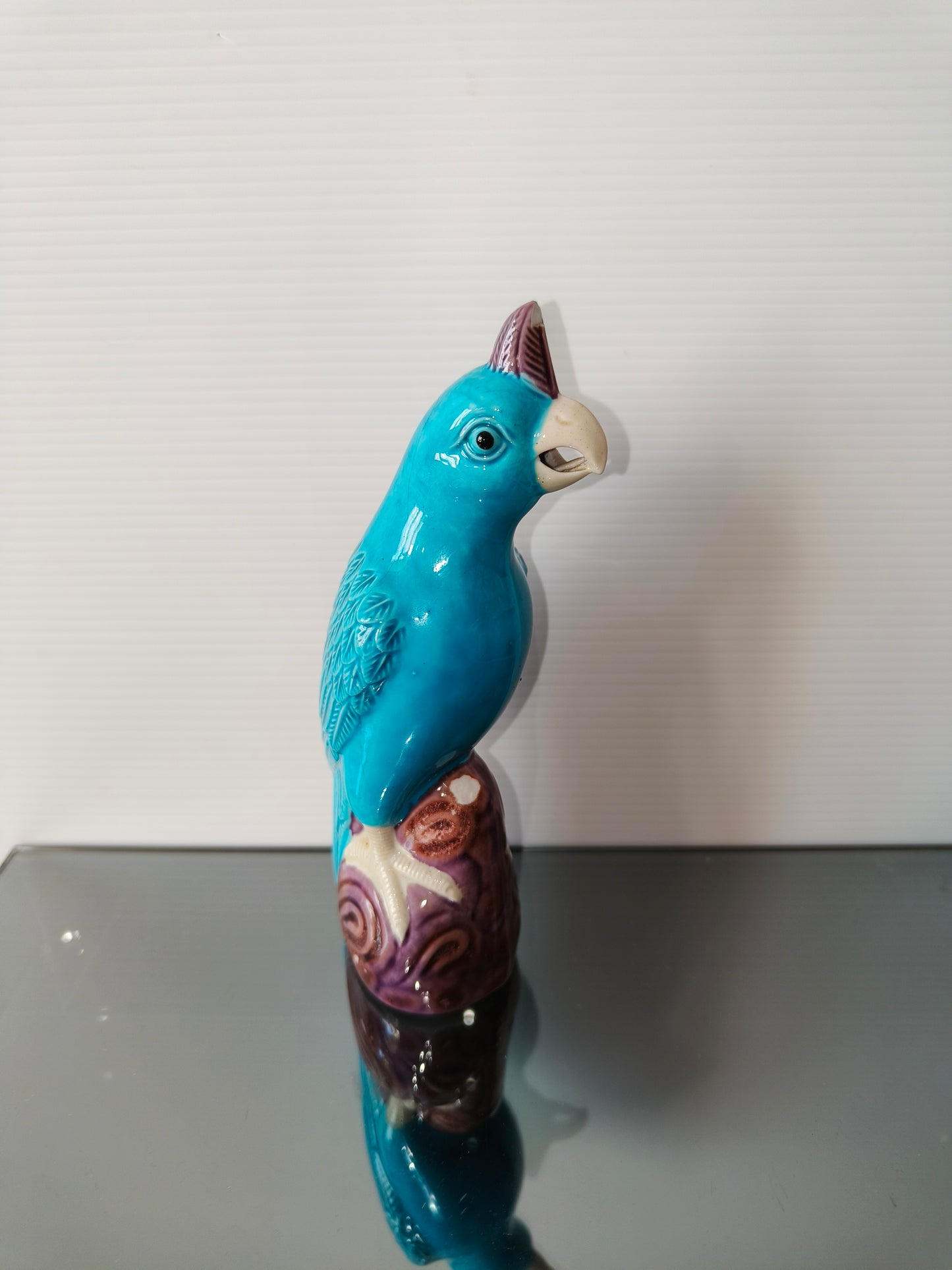 Pappagallo in porcellana smaltata d'epoca, LEGGI