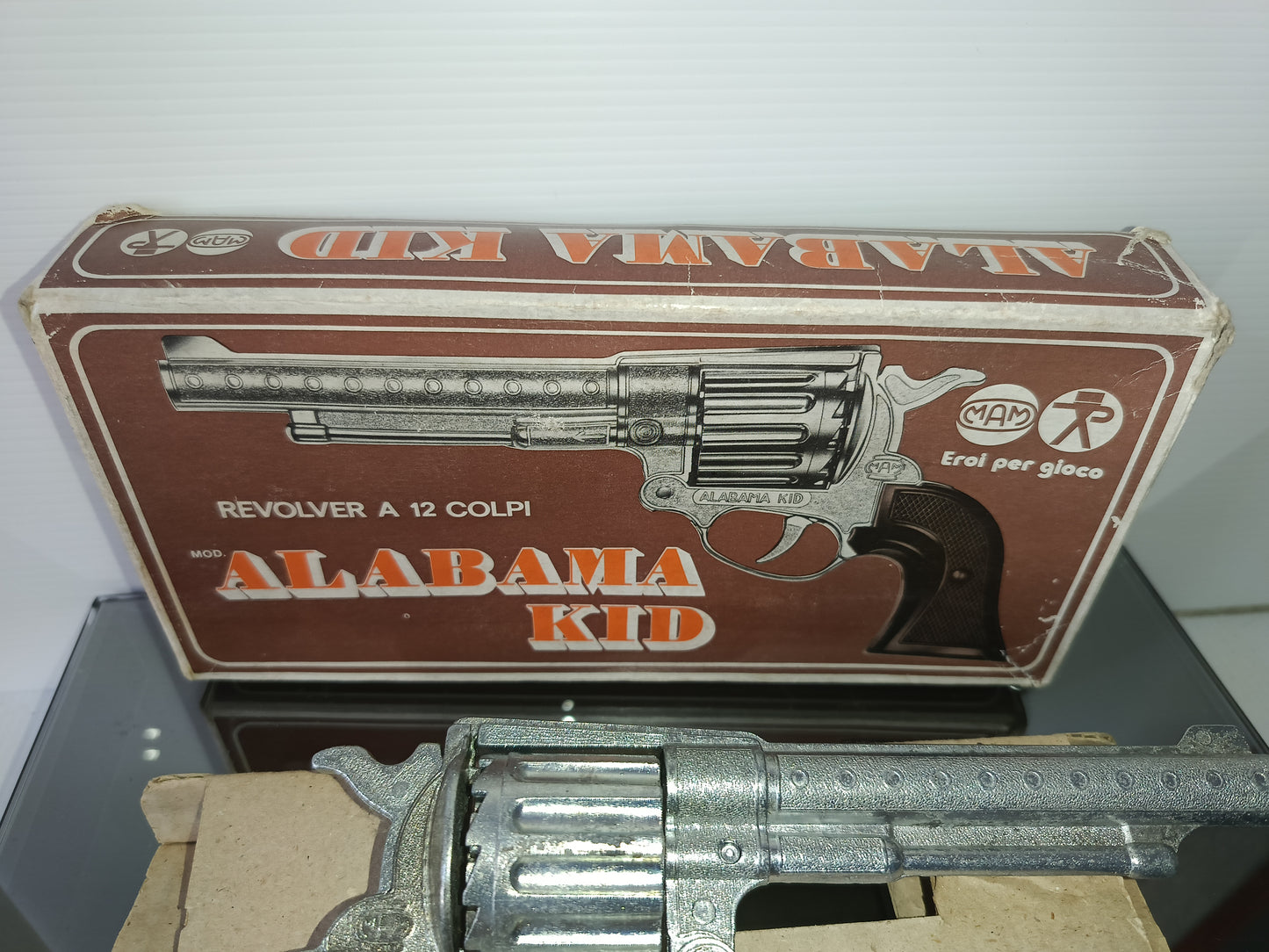 Alabama Kid Mam
In Metallo con manico in plastica Vintage