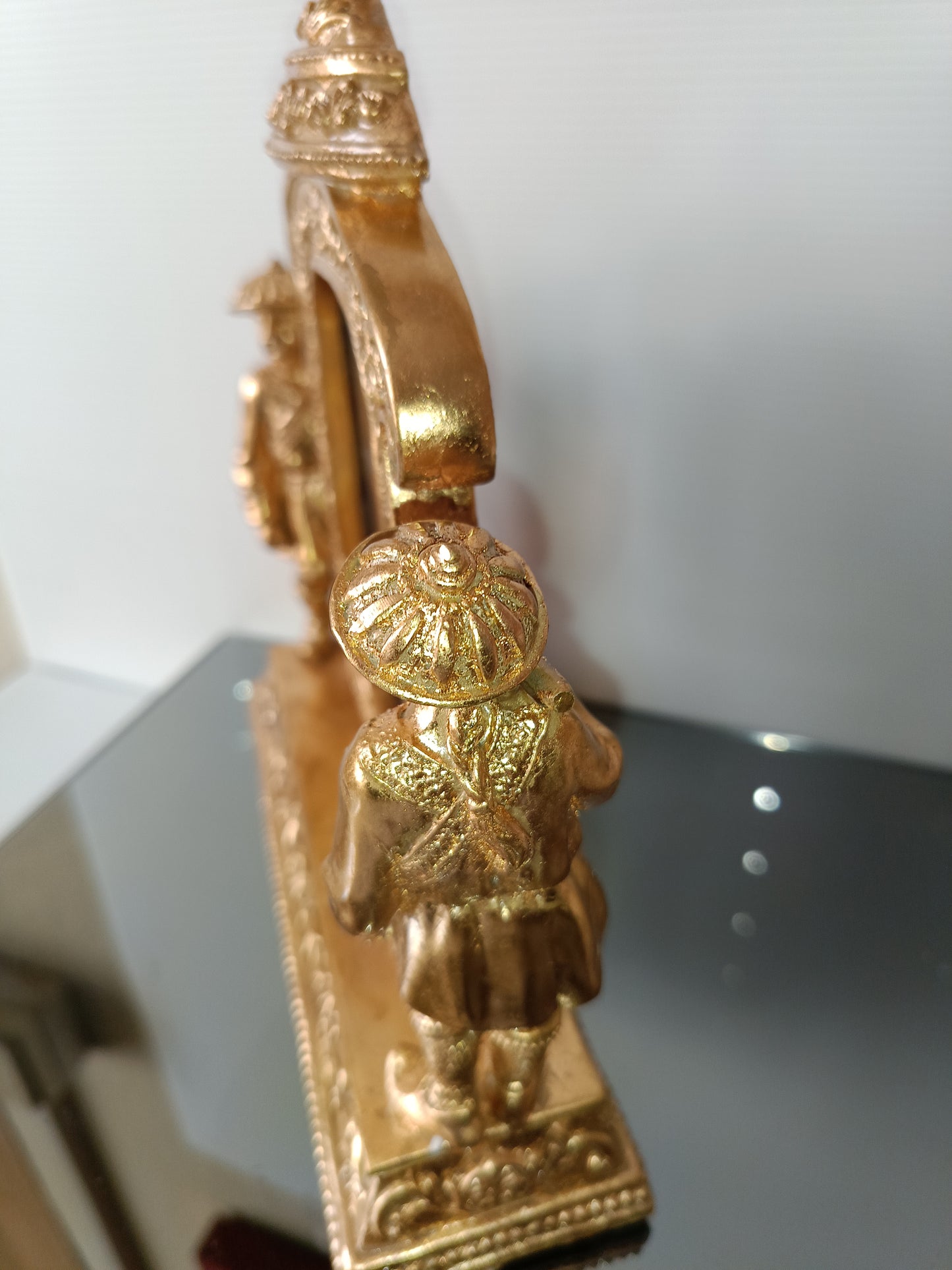 Portafoto Decorativo Stile Orientale In Resina Dorata