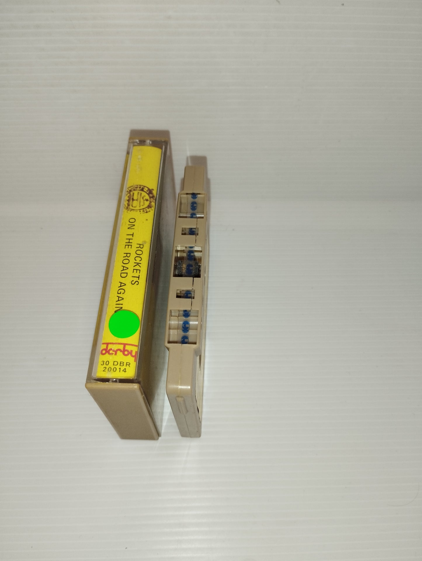 On The Road Again Rockets Musicassetta

Edita nel 1978 da Derby cod.30 DBR 20014