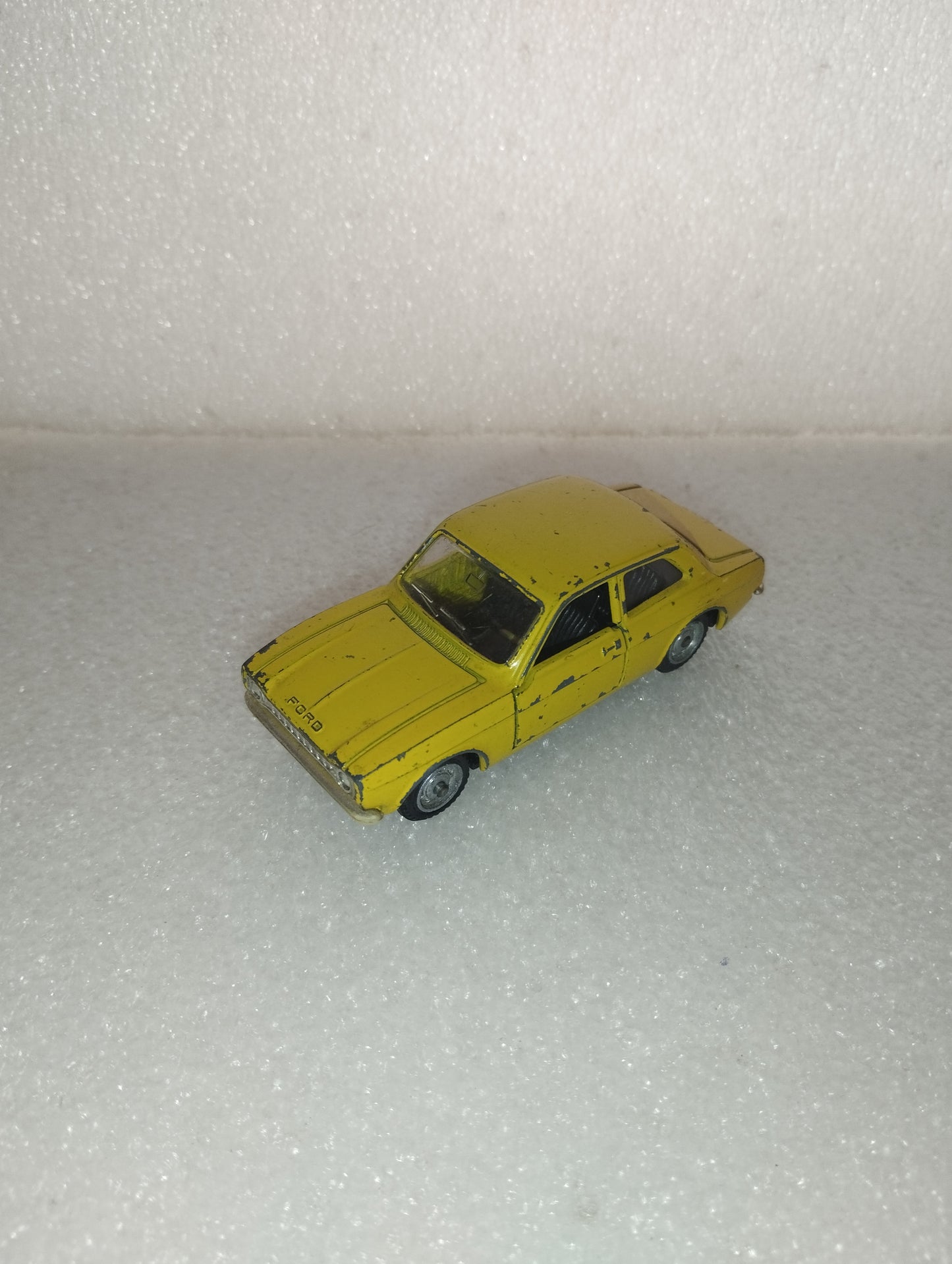 Ford Escort Mebetoys
Scala 1:43