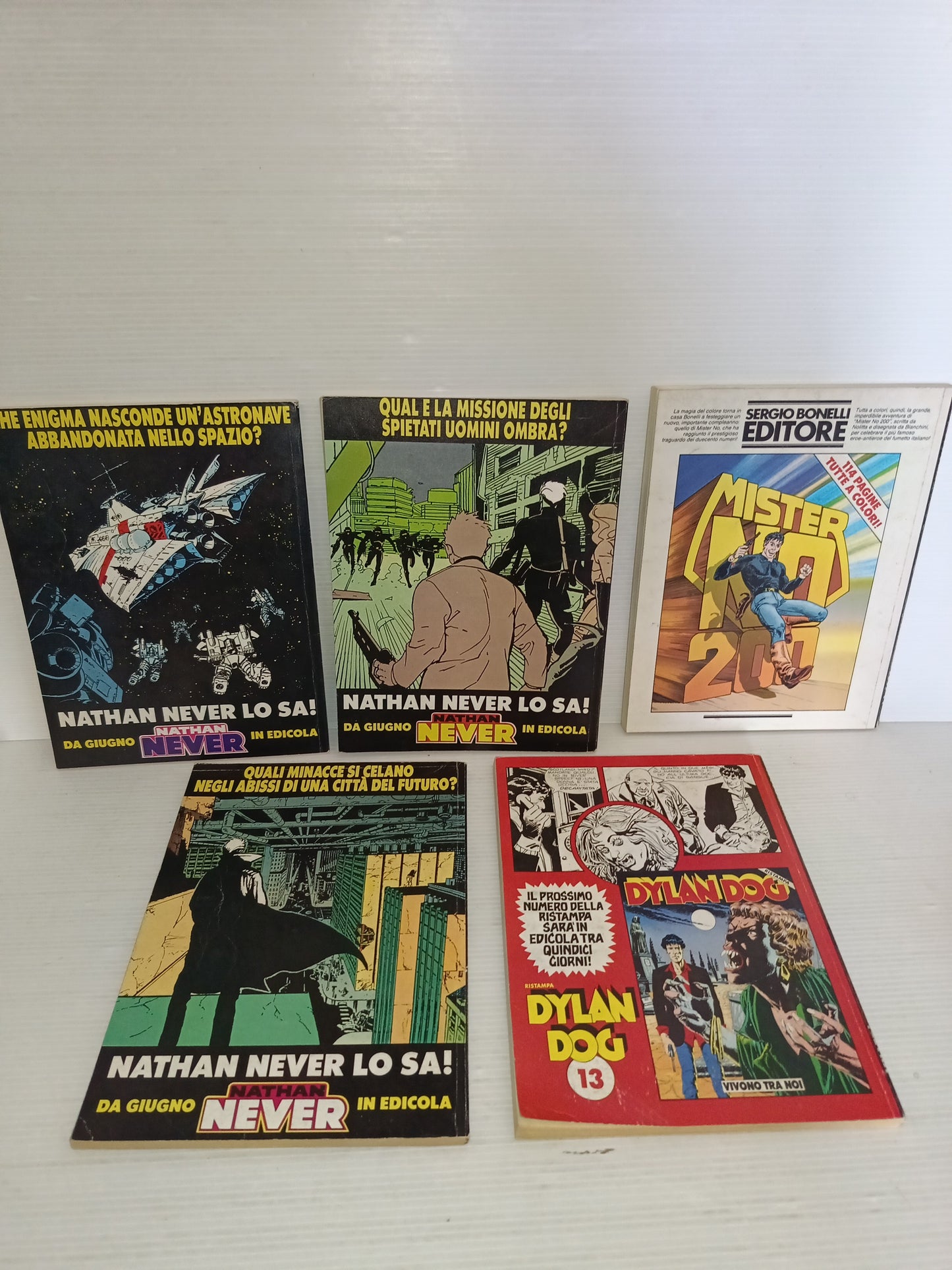 Dylan Dog 5 Fumetti Anni 90 Ristampe
I numeri sono: 12,19,20,21,30