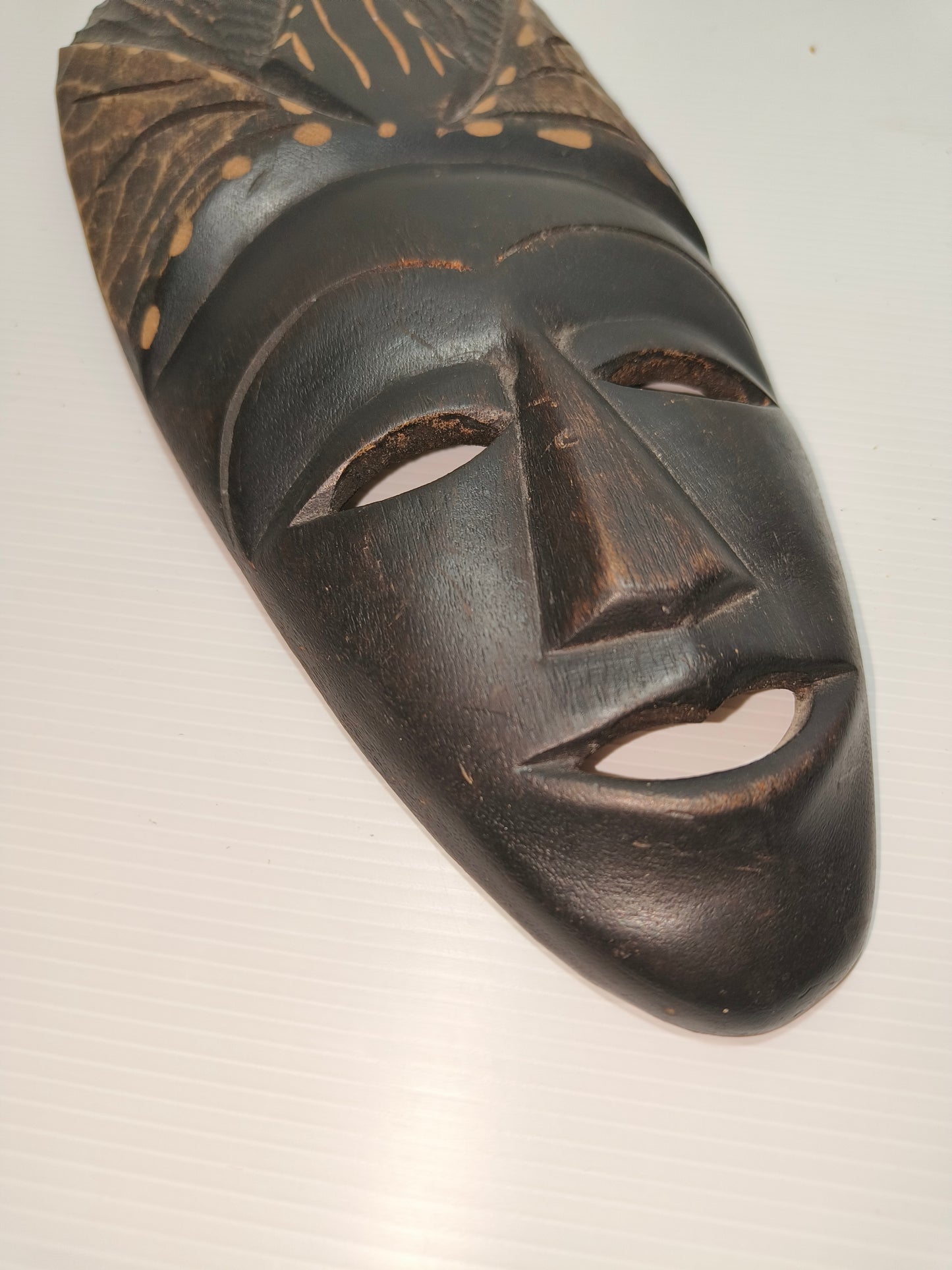 Maschera tribale africana vintage in legno, LEGGI