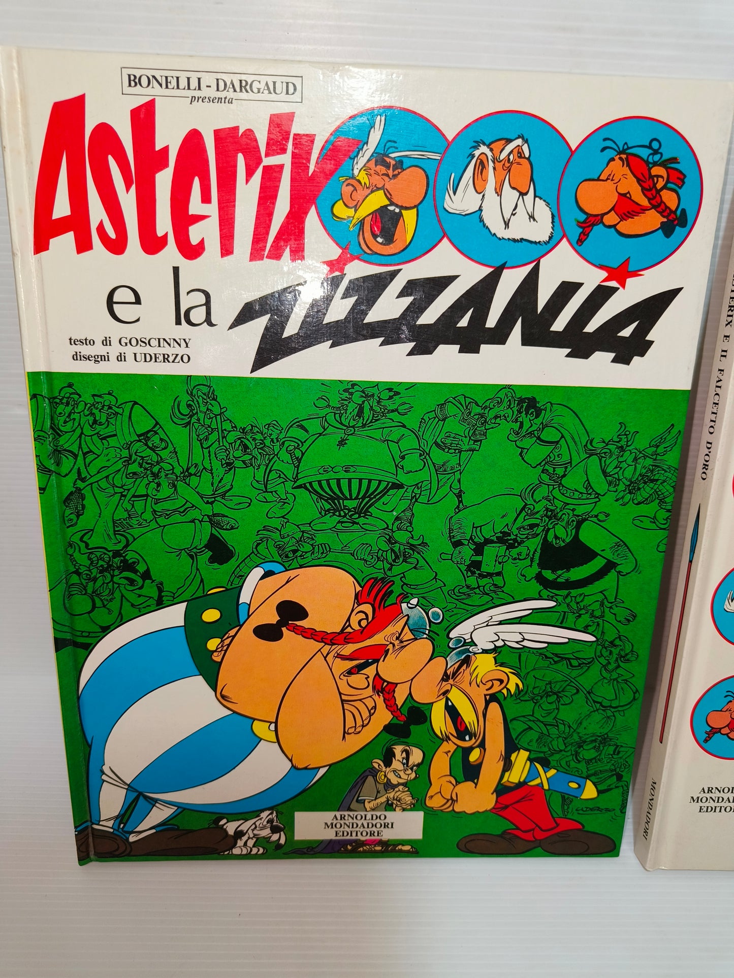 Fumetti Asterix anni 70 e 80, LEGGI