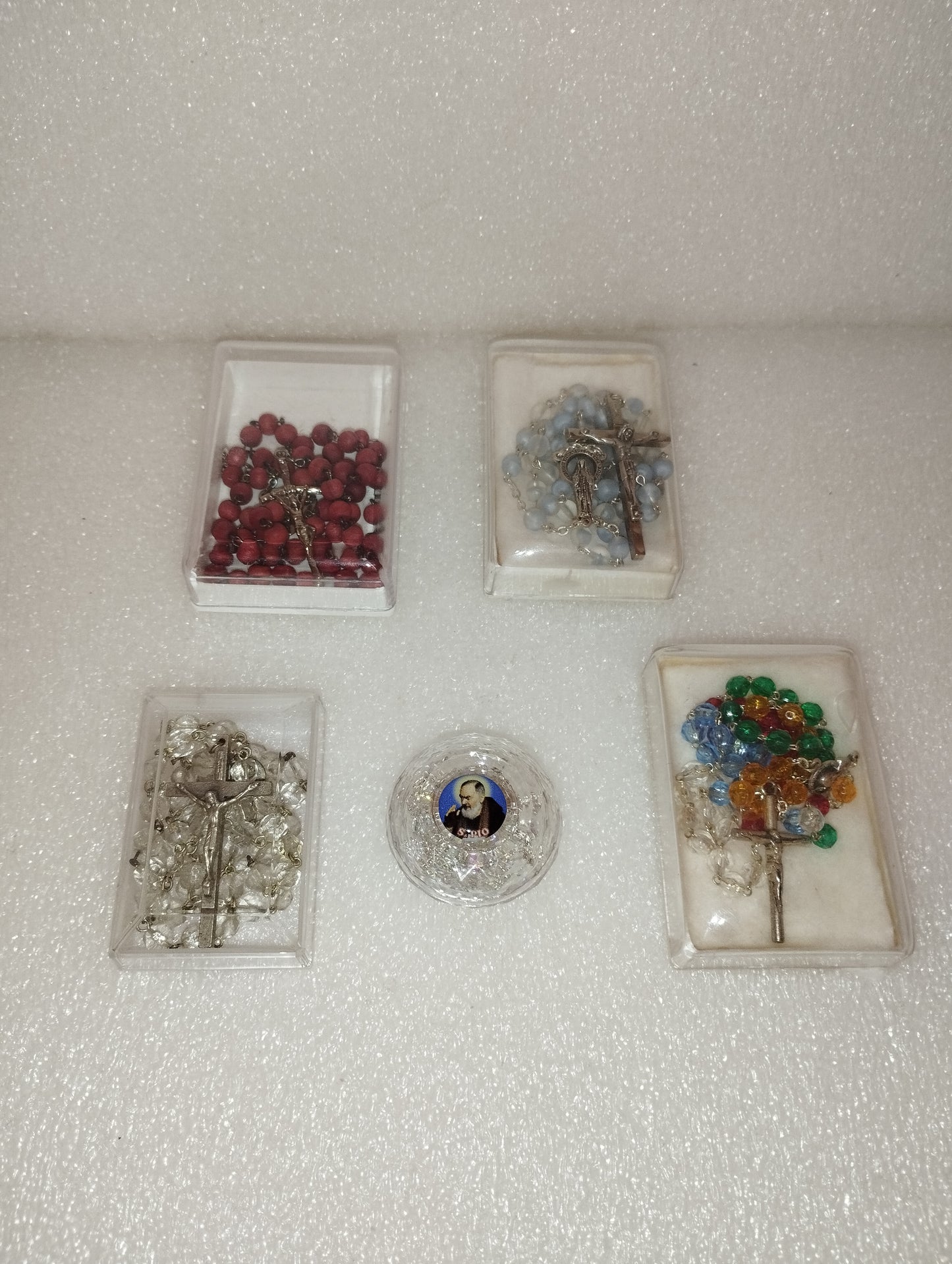 Collezione 5 Rosari
In legno,vetro,metallo e plastica