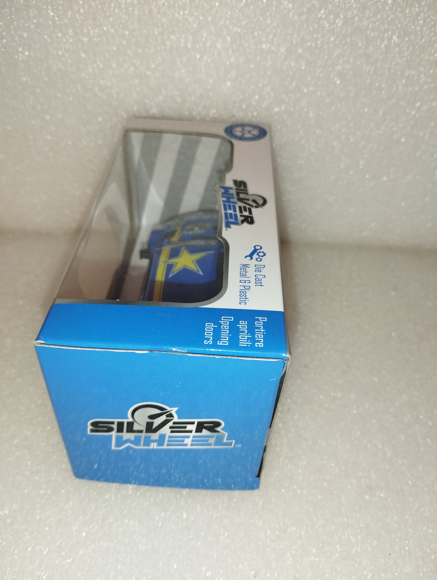 Mercedes -AMG C63 DTM
Scala 1:43 Silver Wheel