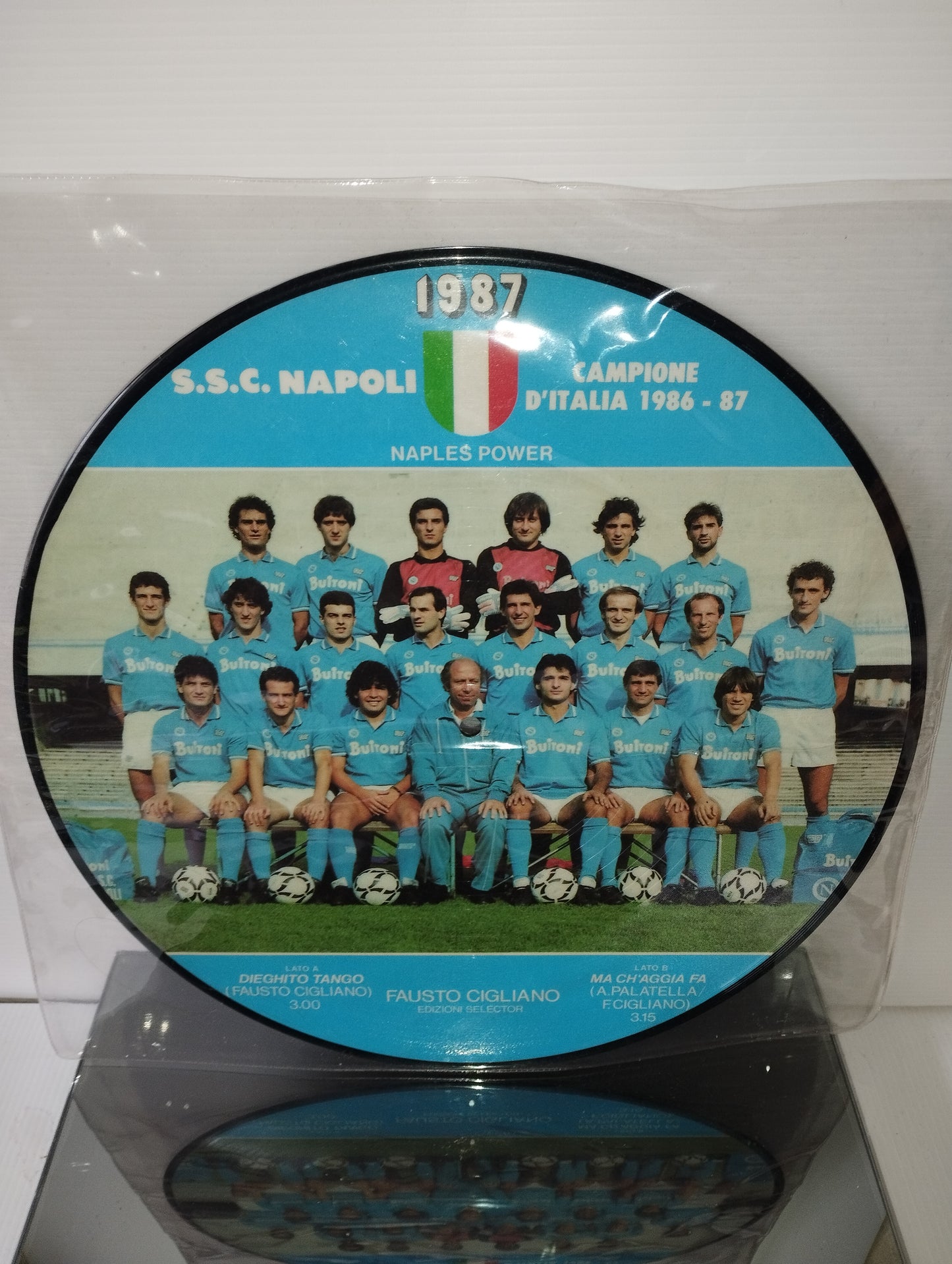 Napoli Campione d'Italia 1986/87
Fausto Cigliano Dieghito Tango/Ma Ch'aggia Fa
Picture Disc