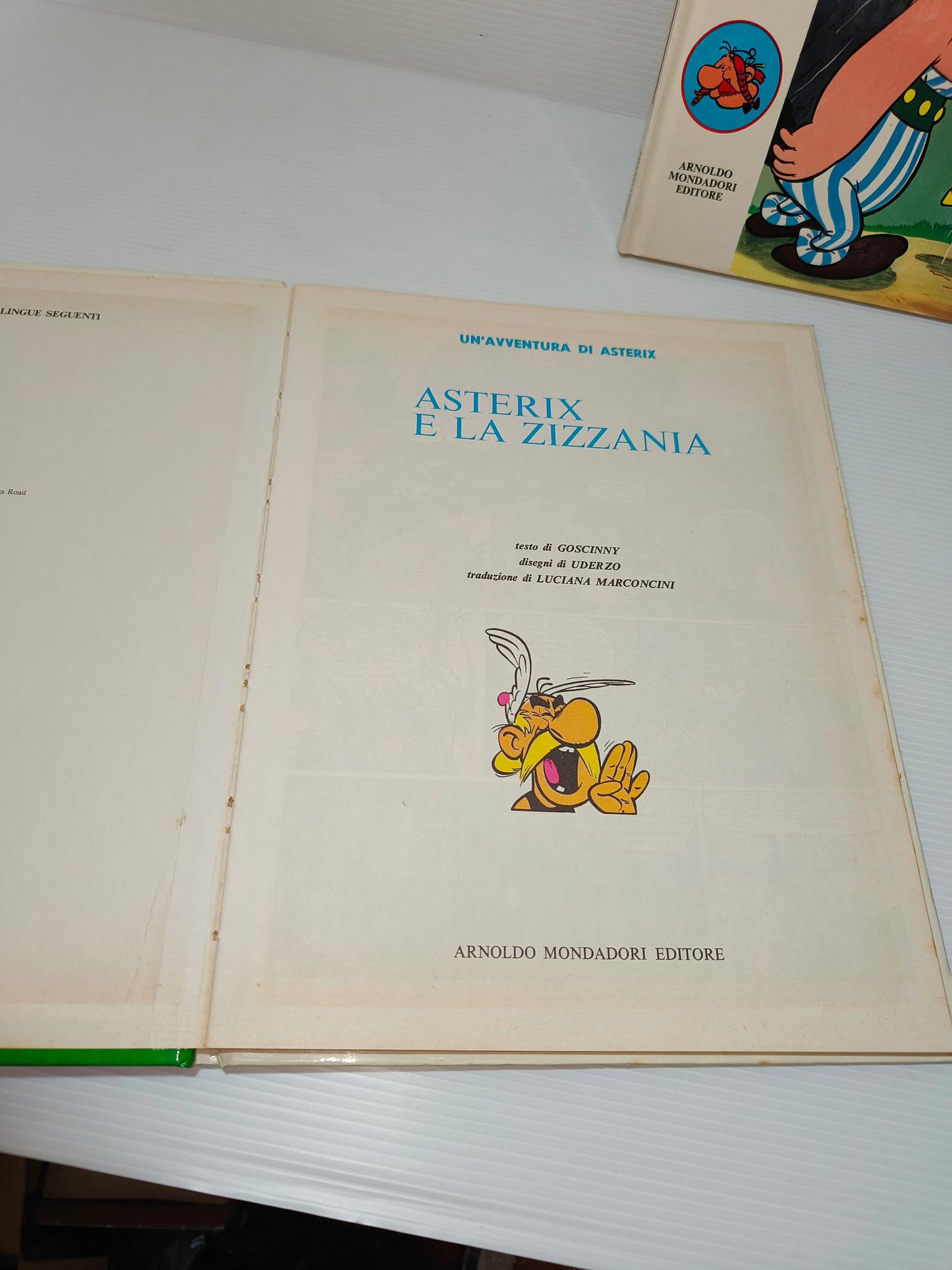 Fumetti Asterix anni 70 e 80, LEGGI