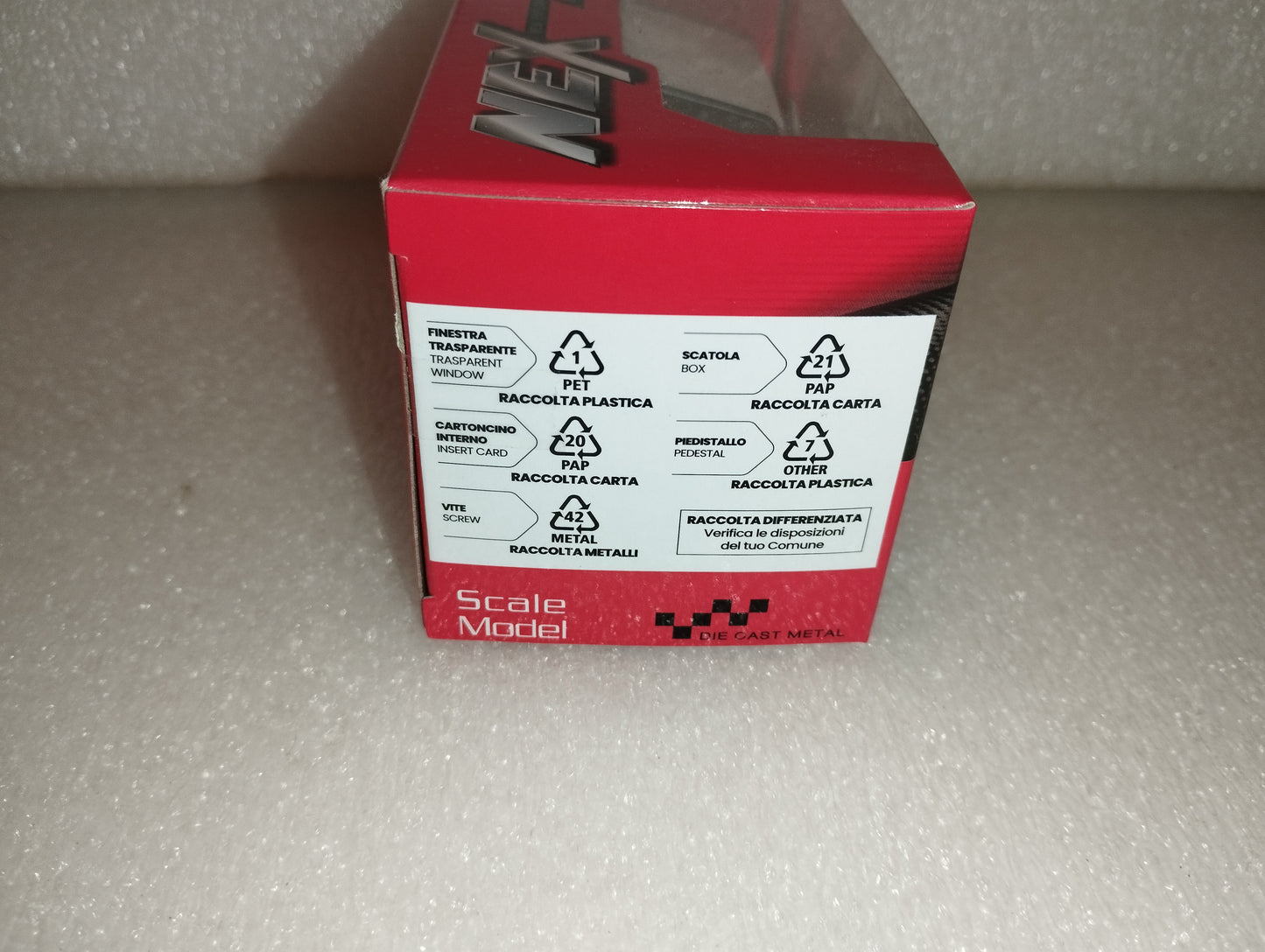 Lancia Delta HF Integrale Evoluzione Martini 5
Prodotta da Welly