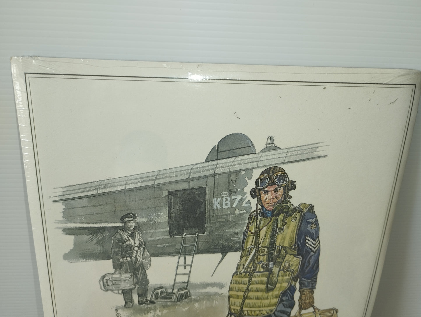 Flight Sergeant della Royal Air Force Britannica Stampa Originale Fine Anni 70
Dimensioni 28 x 21 cm circa