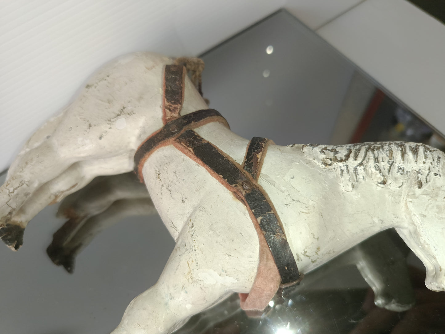 Antico Cavallo In Legno Da Restaurare