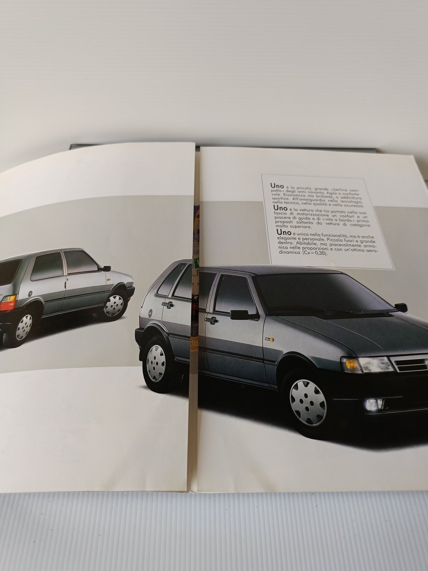 Fiat Uno Depliant pieghevole Pubblicitario Vintage