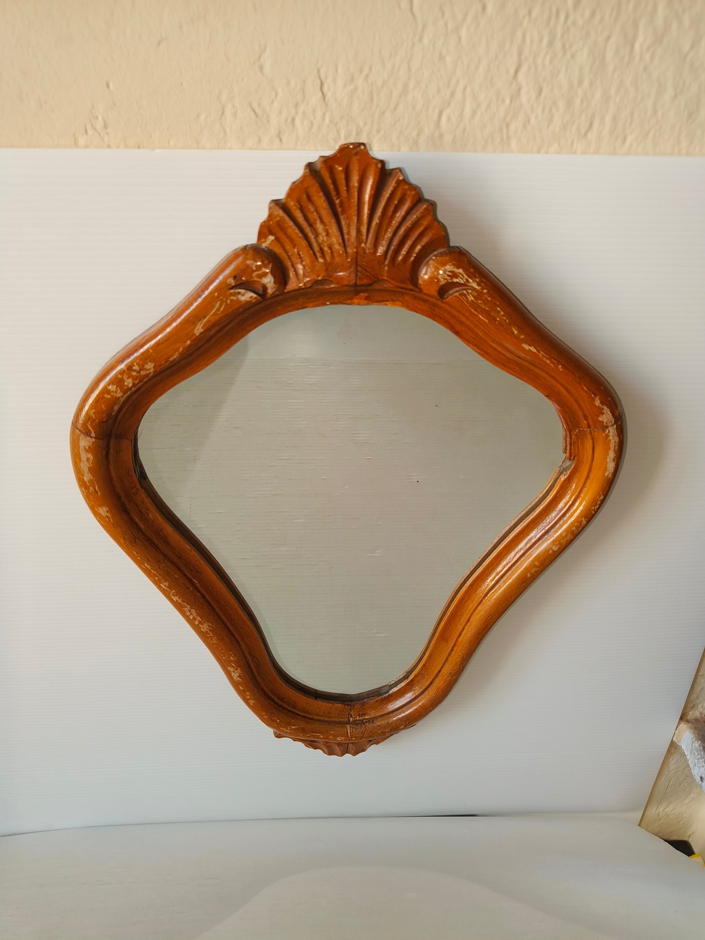 Antico Specchio con cornice in legno