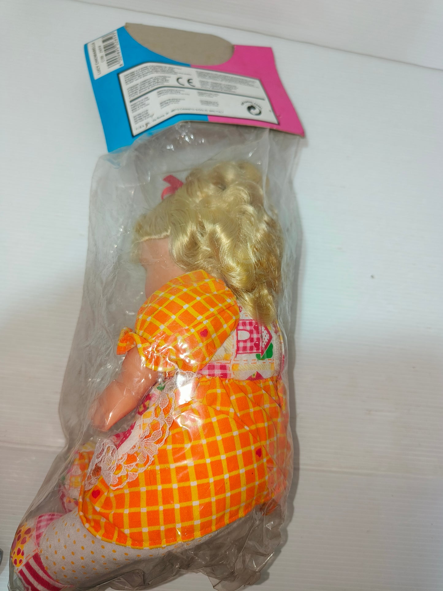 Bambola Lucy Bella Chioma vintage, Fiba LEGGI