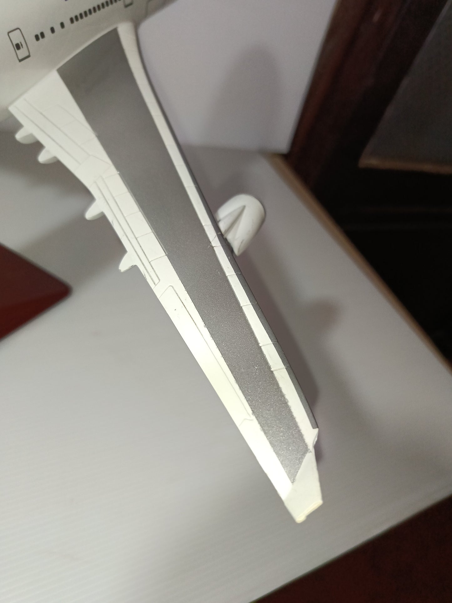 Boeing 747-400 Air France
In resina
Scala 1:120 (?)
Lunghezza cm.45 circa da restaurare