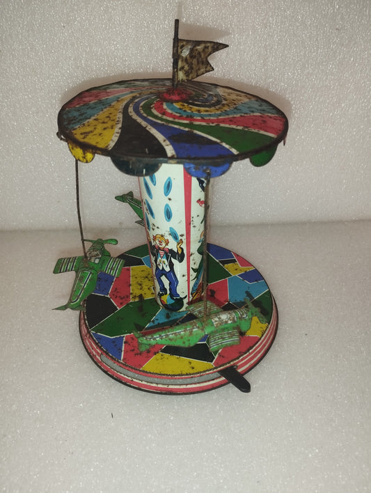 BELL Giostra In Latta
Anni 50
Made in Italy
Da Restaurare