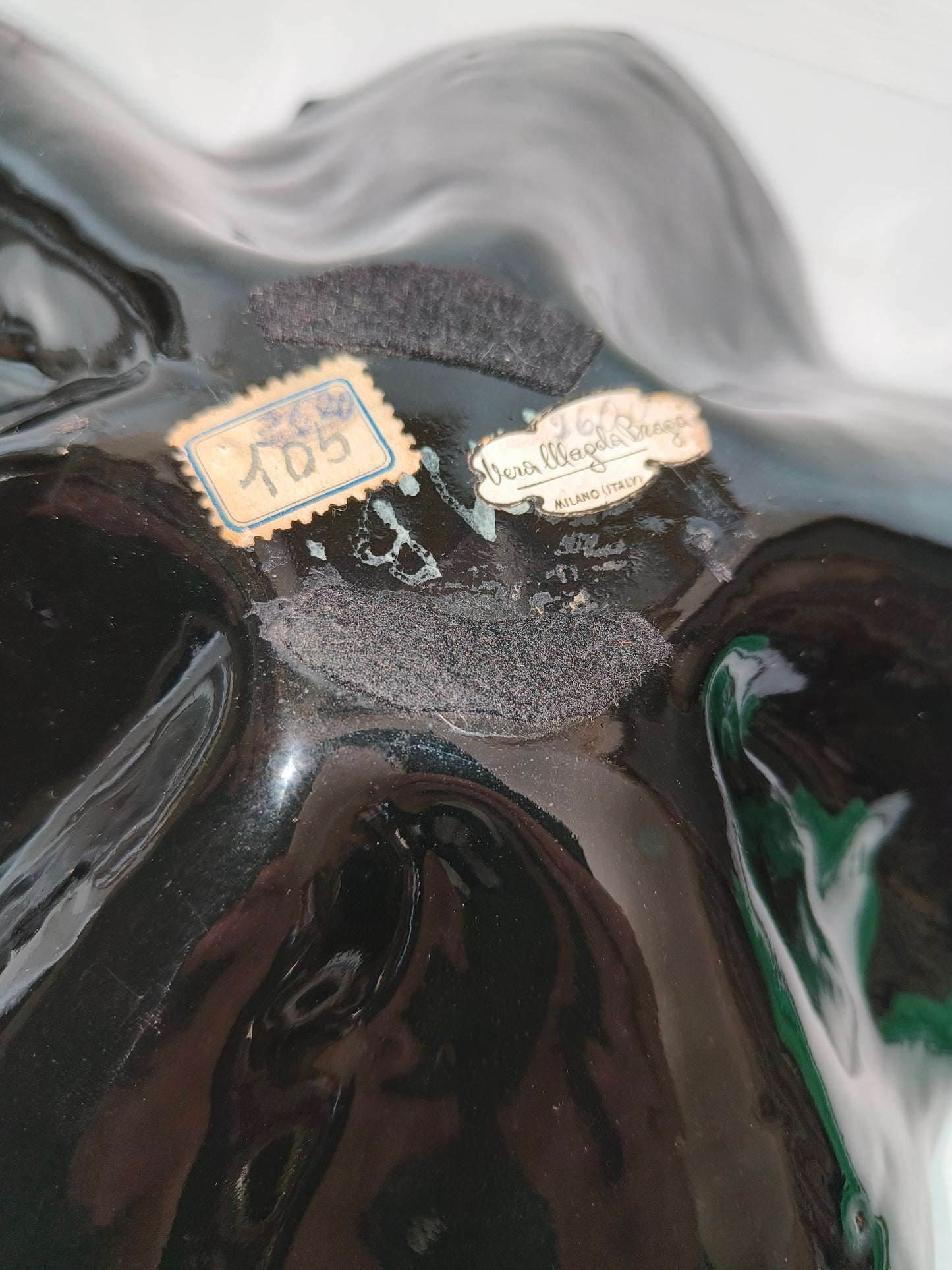 Antico centrotavola Vera Magda Braga in ceramica smaltata, LEGGI