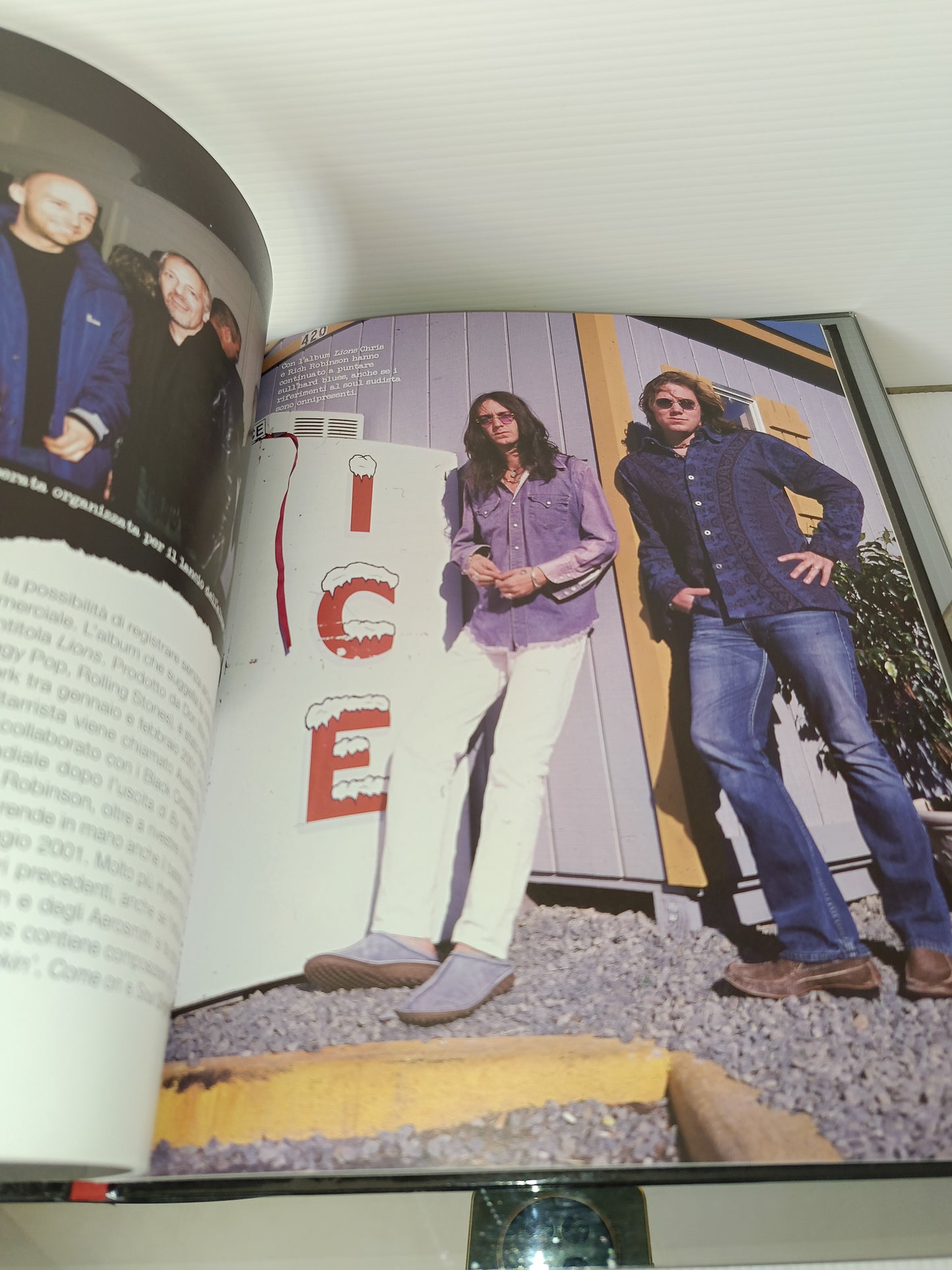 Black Crowes Libro Serie Planet Metal
Hachette n.29