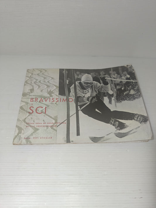 Bravissimo In Sci Prof.Kruckenhauser

Edito nel 1961 da Sportnova

Edizione Aggiornata