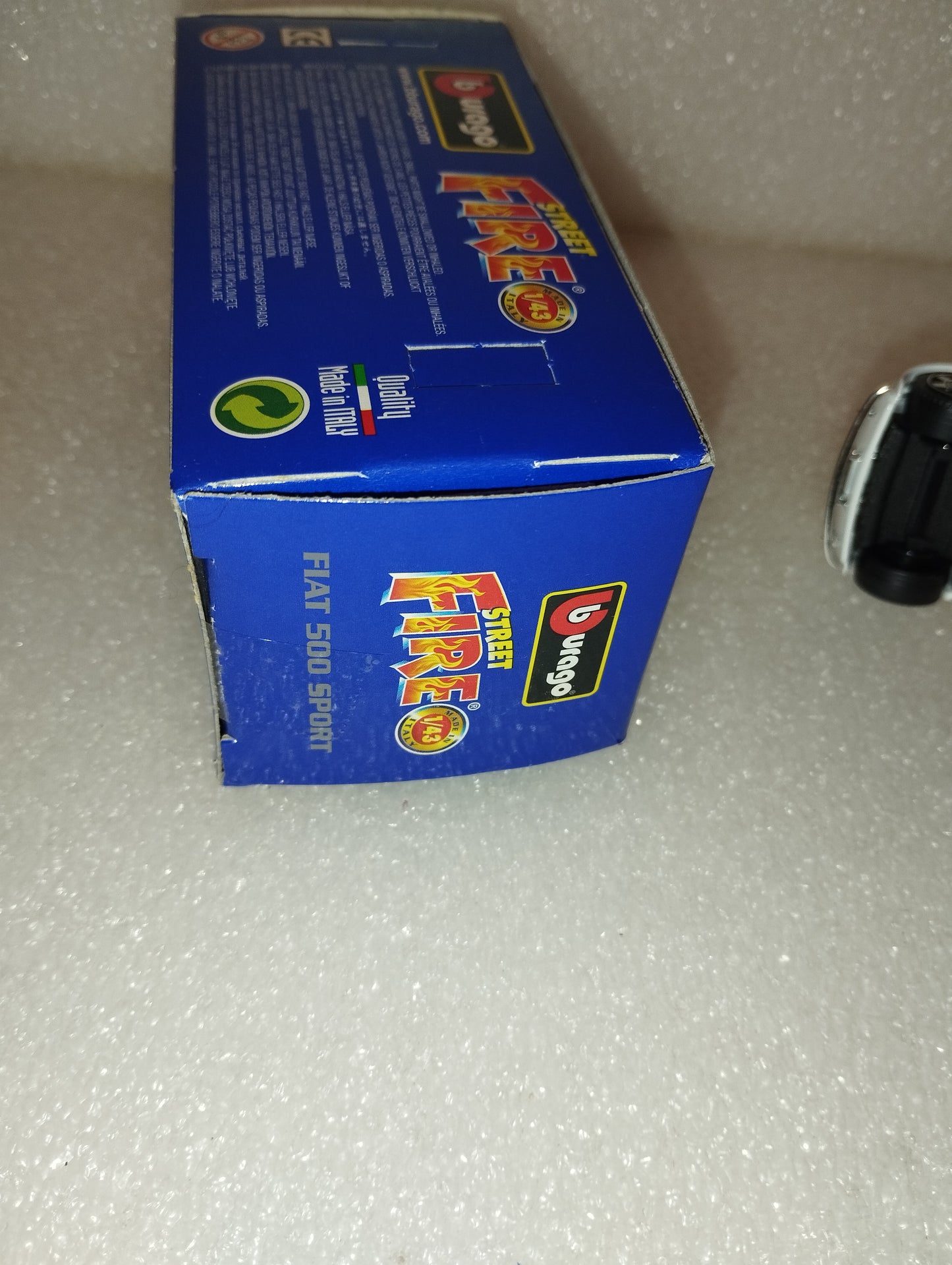 Fiat 500 Sport
Scala 1:43
Bburago
Street Fire Collection